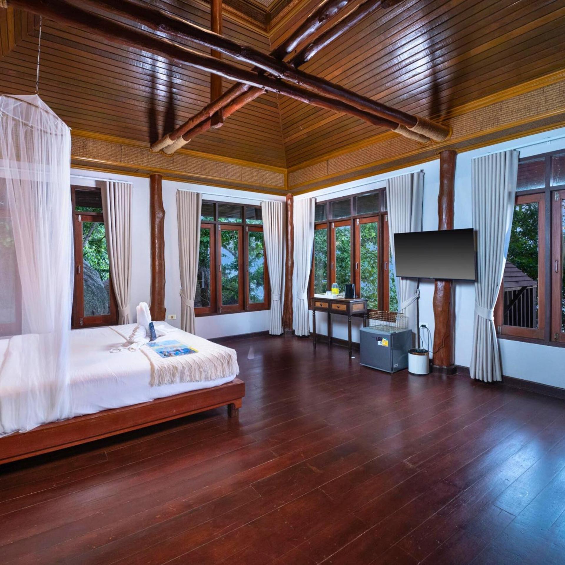 Prime Seafront Villa