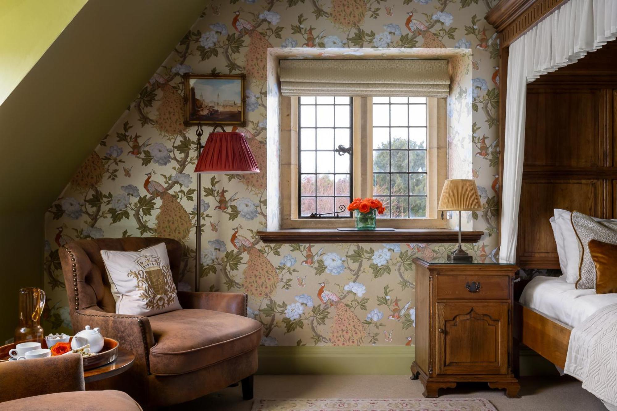 Standard King Room