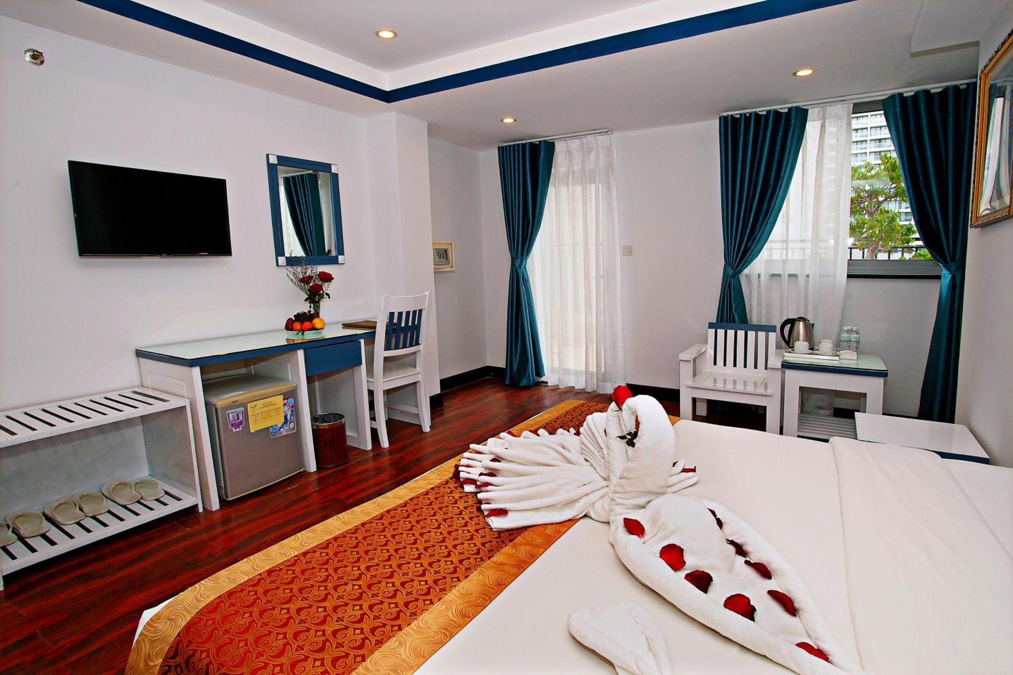Deluxe Double or Twin Room Sea View,1646357970:JPEG