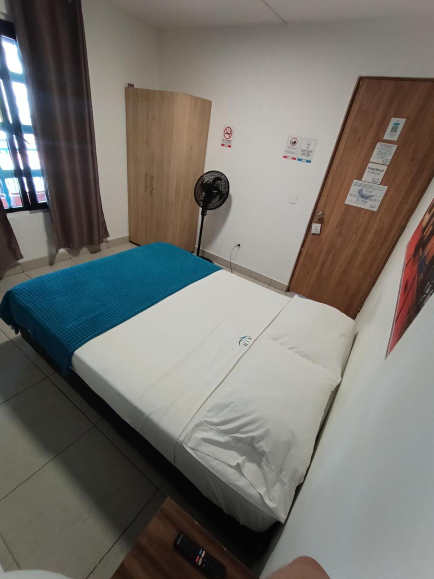Double Room Private Bathroom