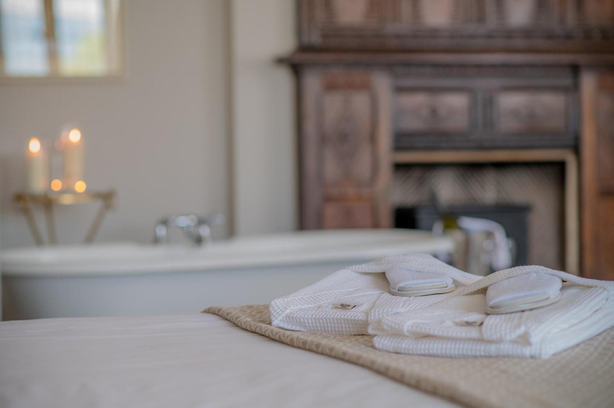 Manor Suite Room