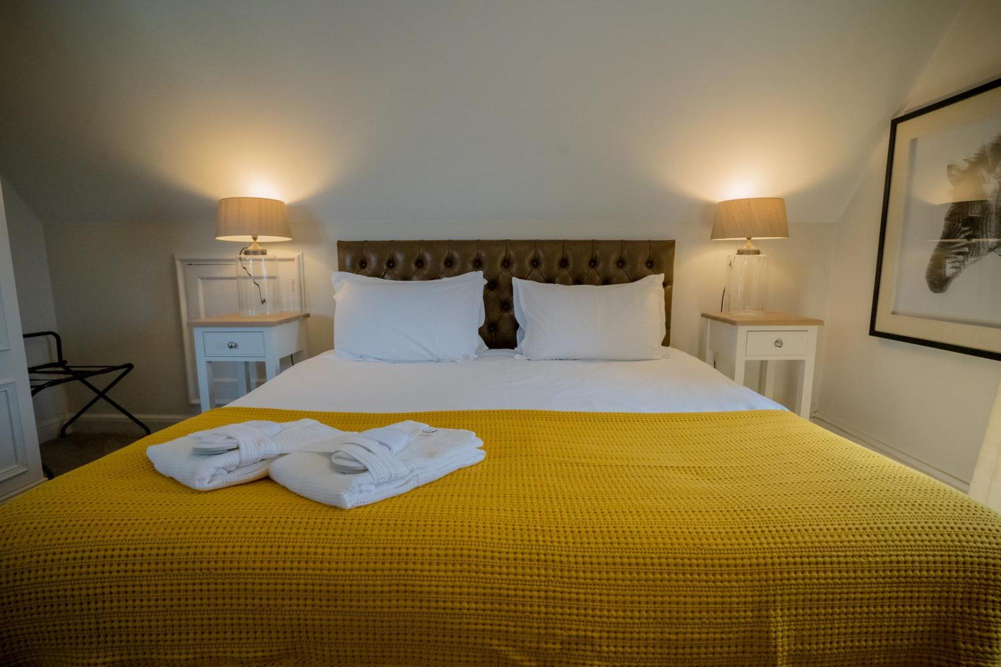 Manor King Room