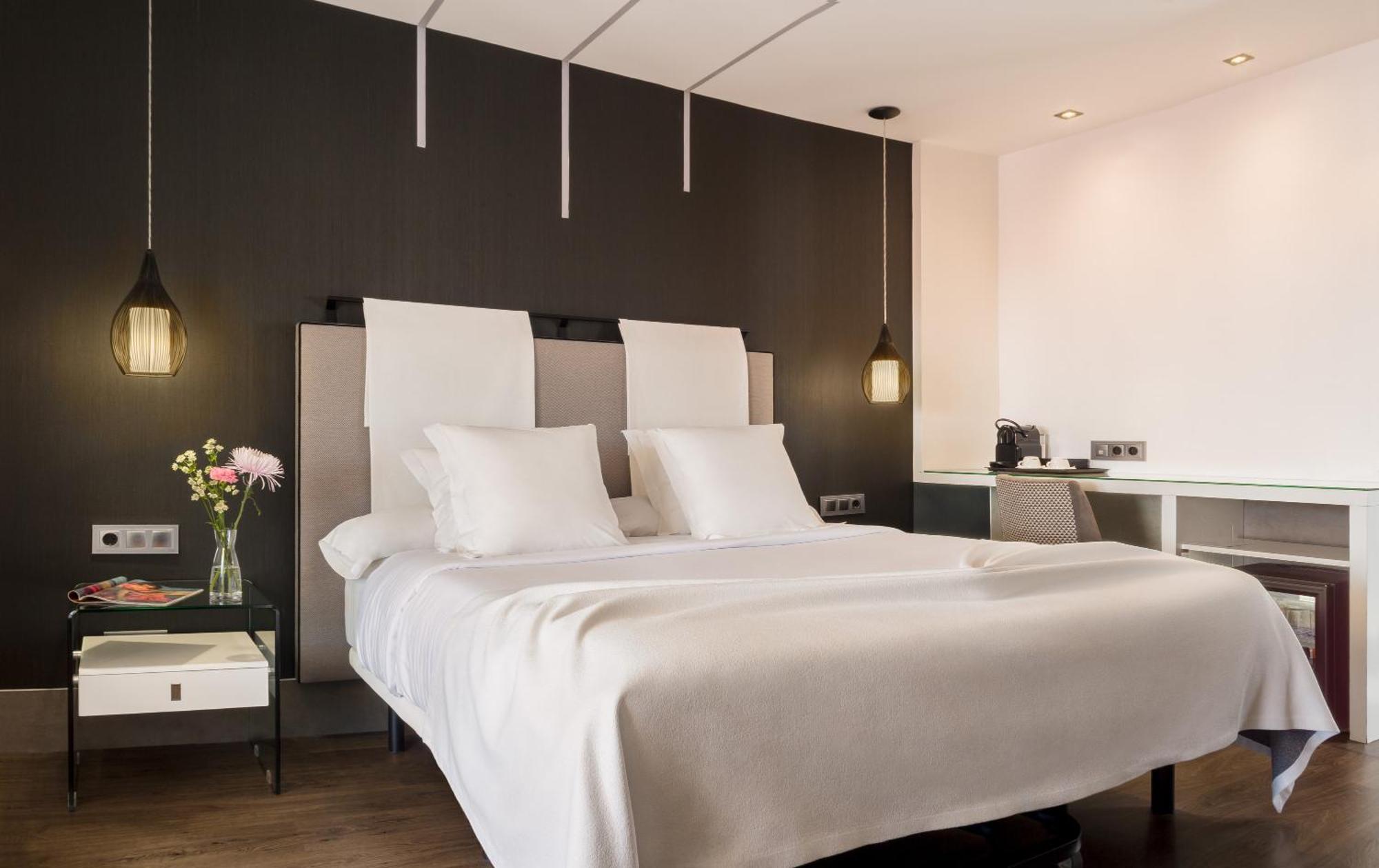 Double or Twin Room Terrace
