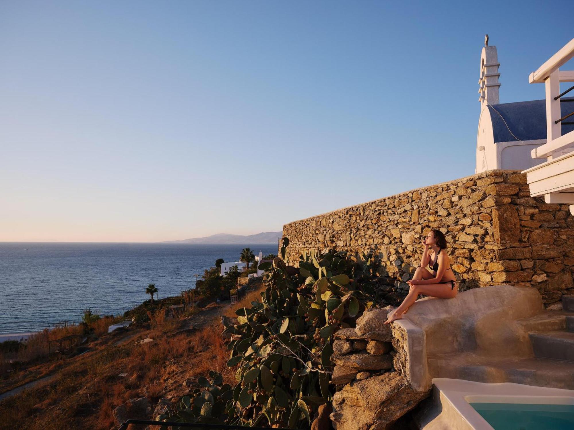 Bohemian Sunset & Sea View Suite Heated Plunge Pool