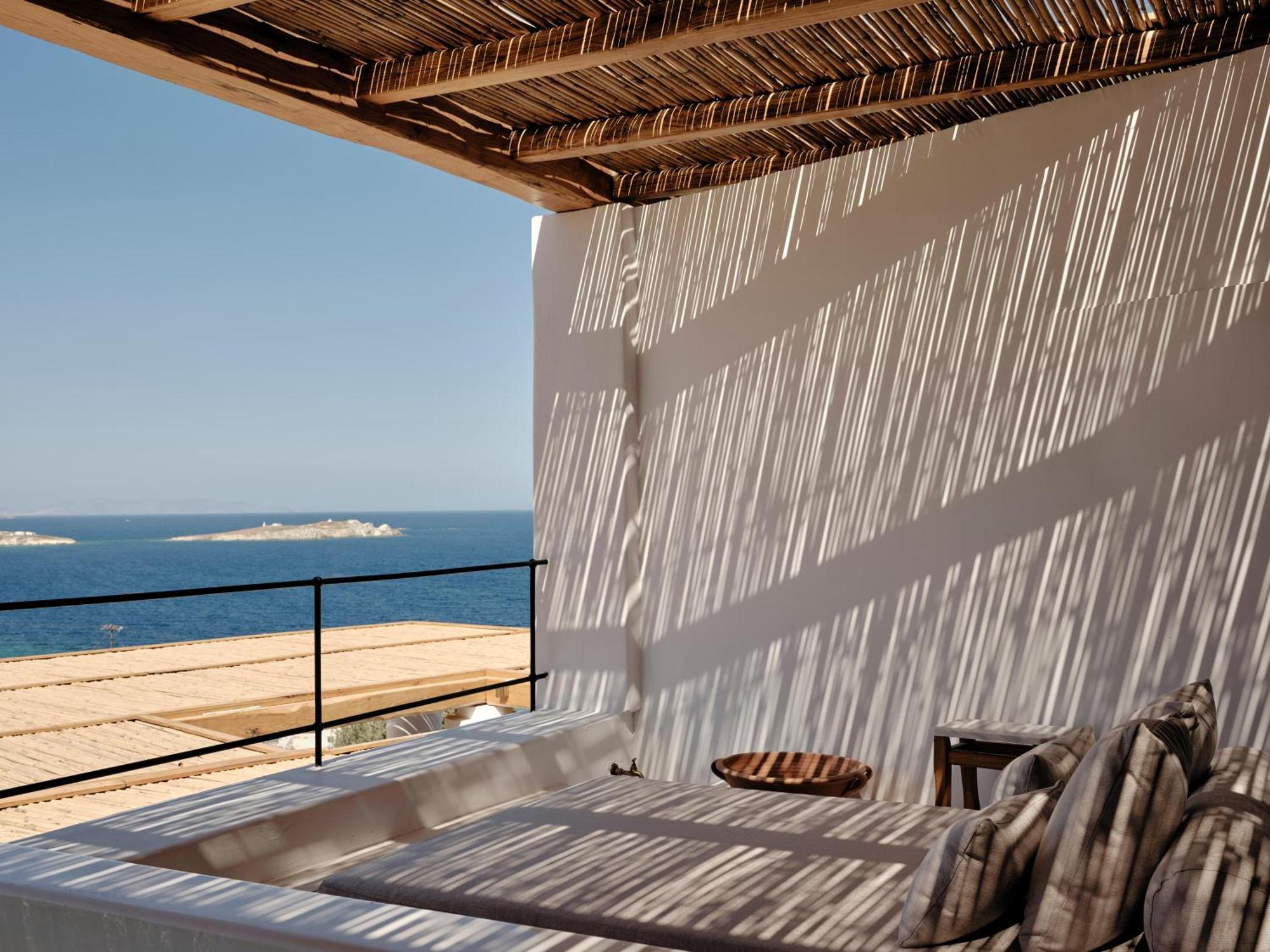 Superior Sunset & Sea View Suite