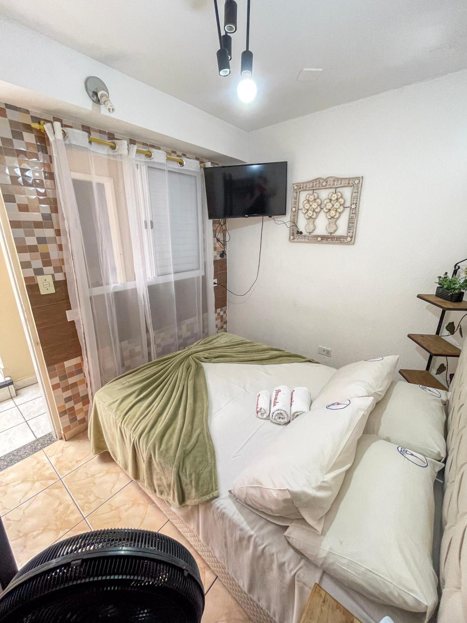 Quarto Duplo com Casa de Banho Partilhada