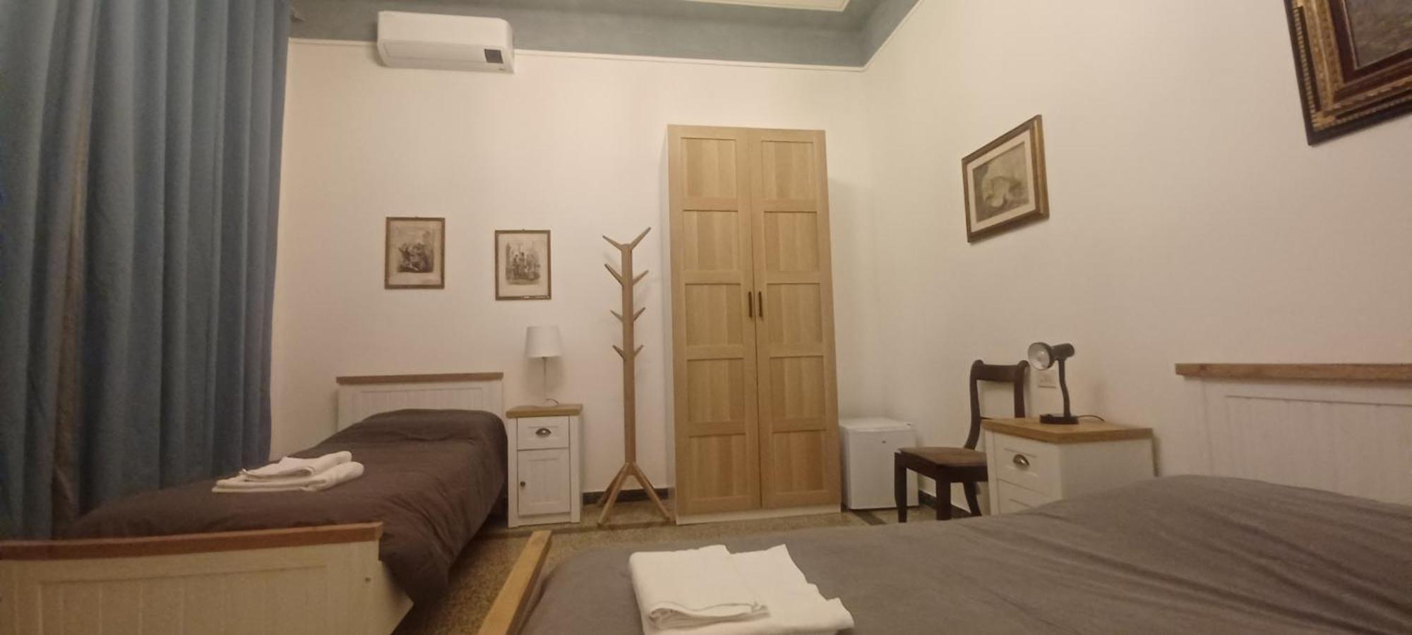 Triple Room Private Bathroom