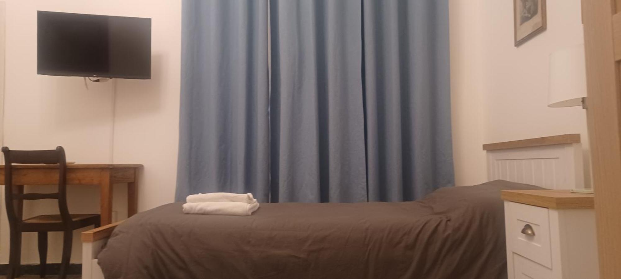 Triple Room Private Bathroom