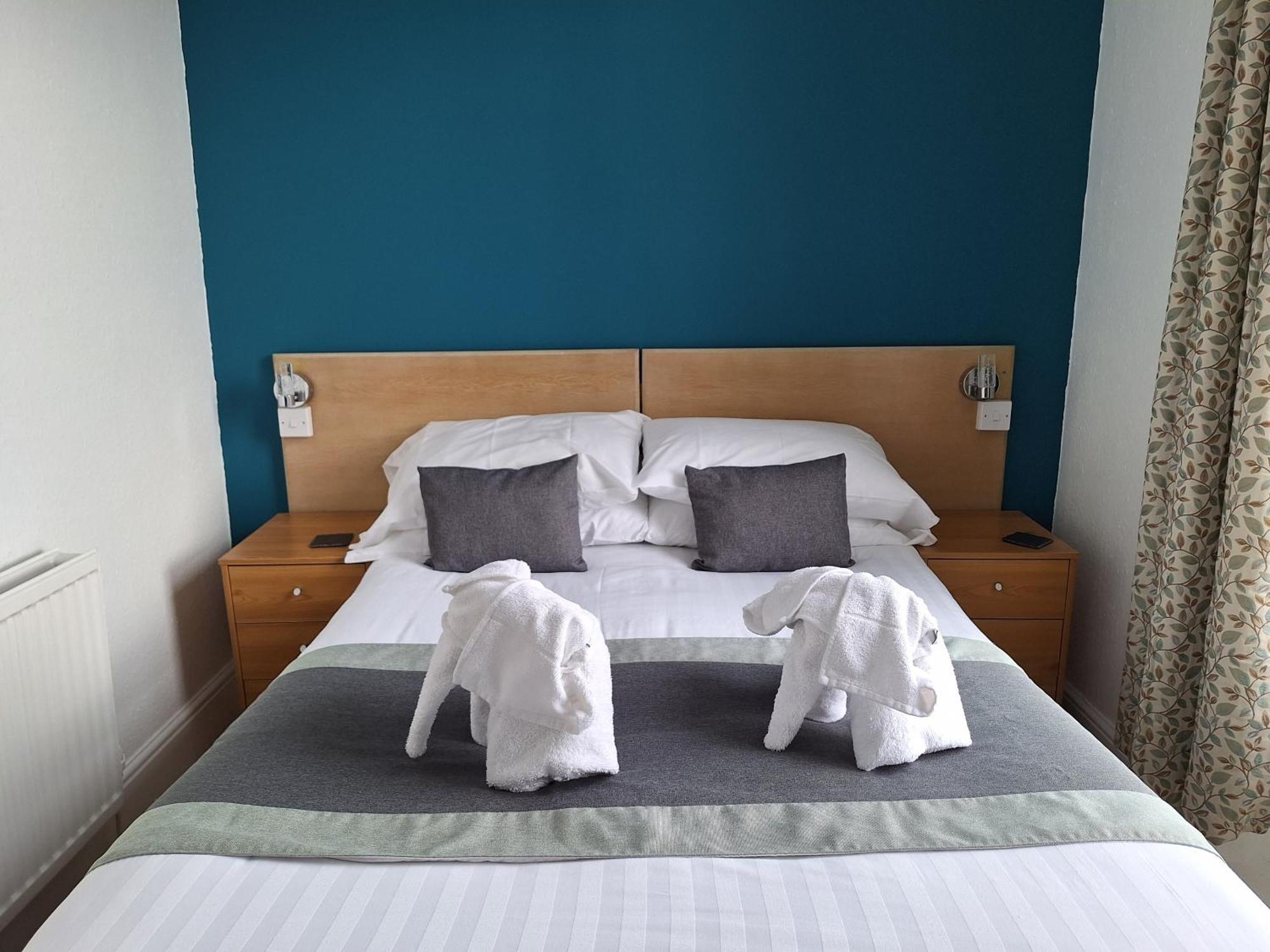 Double Room Private Bathroom