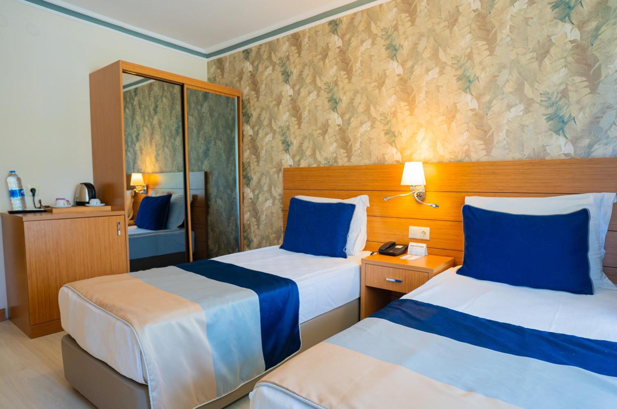 Chambre Familiale avec Salle de Bains