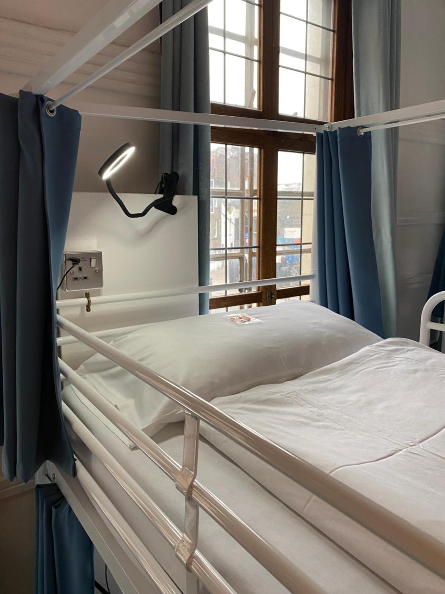 Bed 26-Bed Mixed Dormitory Room