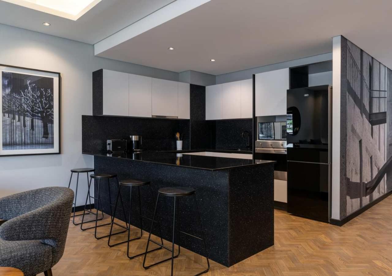 One-Bedroom Apartment City View