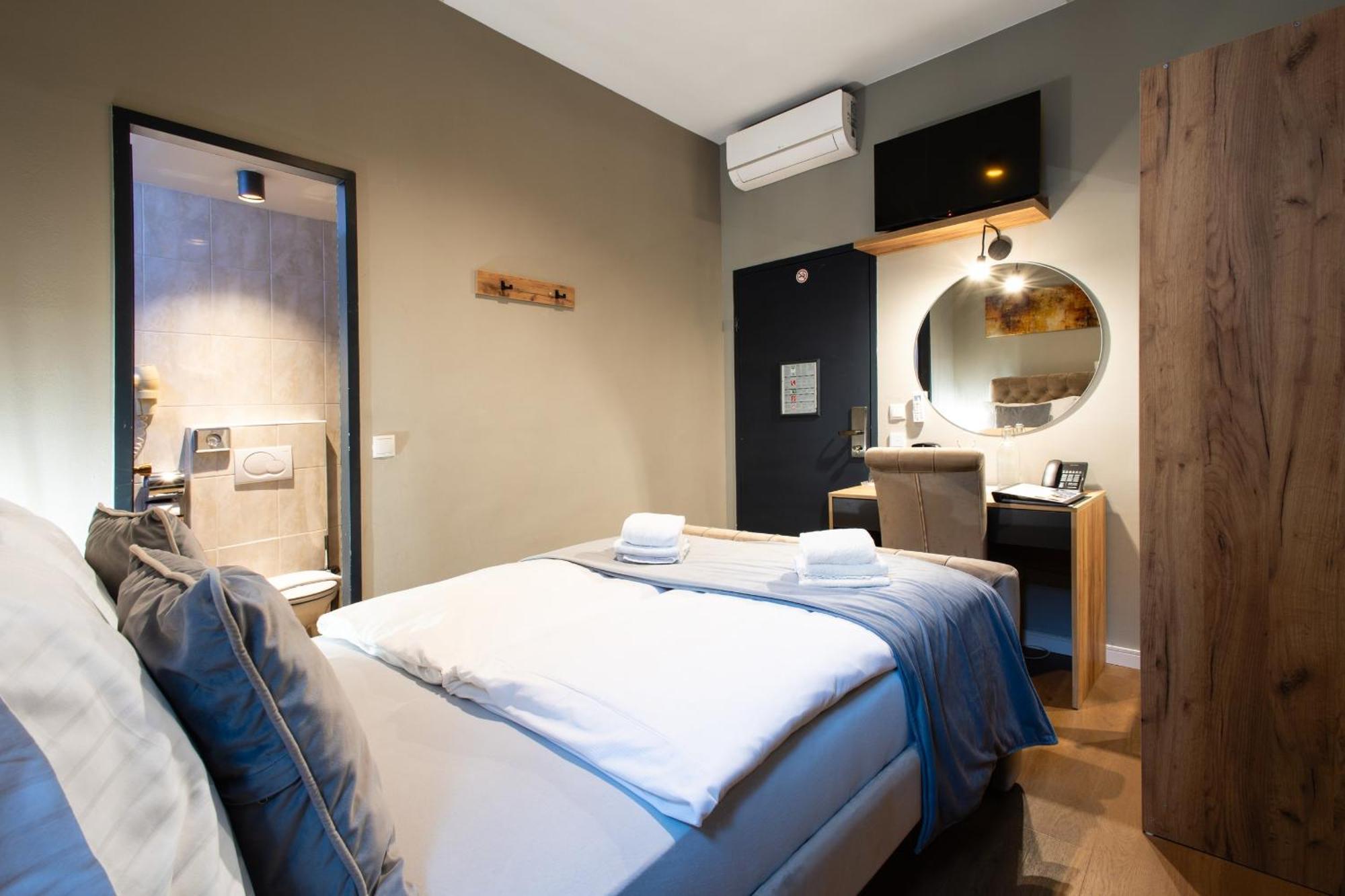 Standard Double Room Hotel North Wing Ground Floor