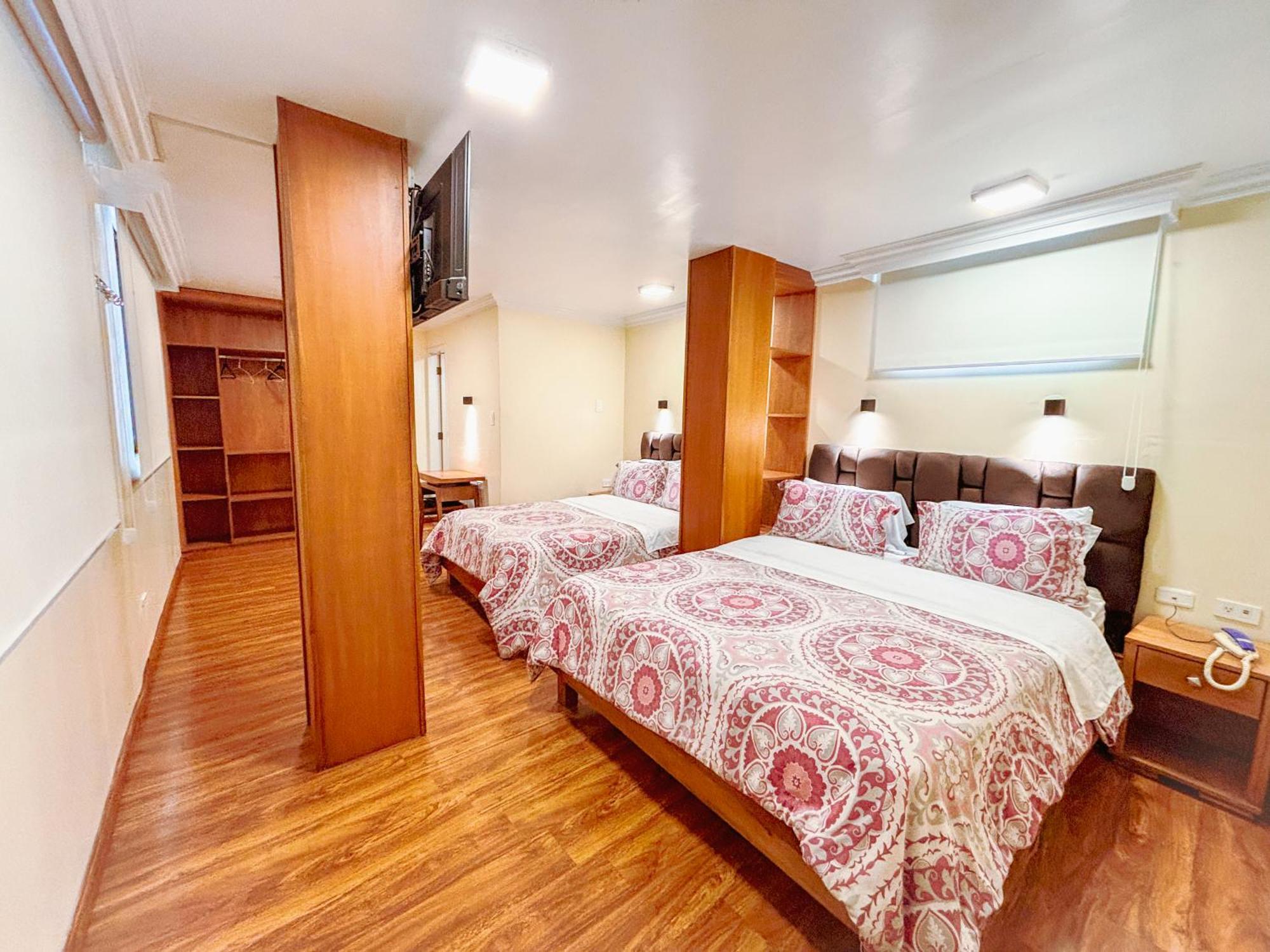 Twin Room Private Bathroom