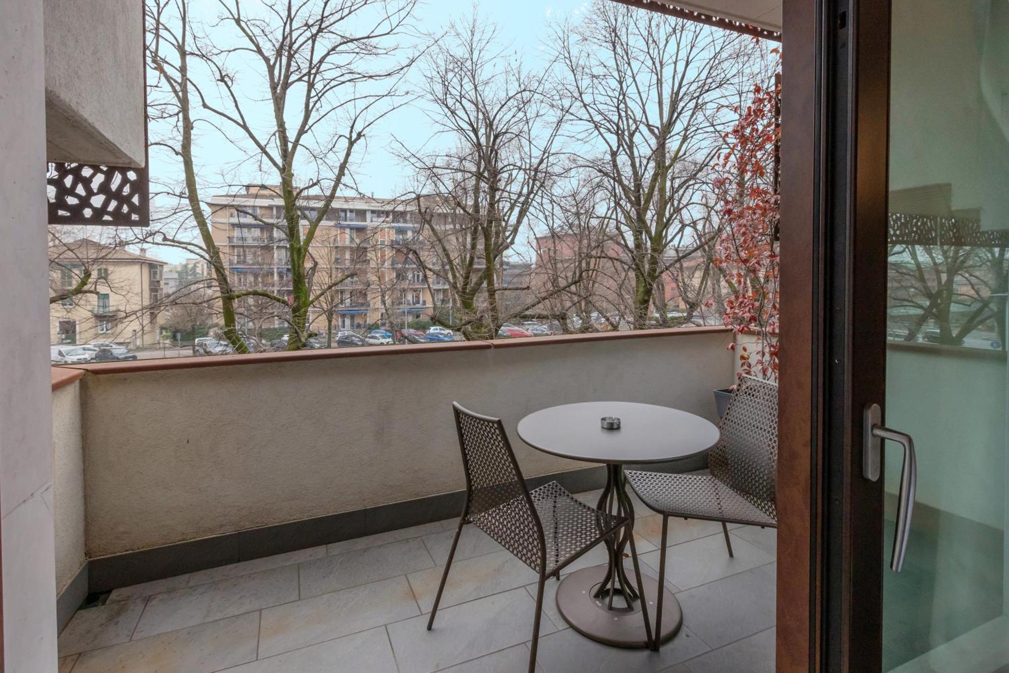 Double or Twin Room Balcony Private Bathroom