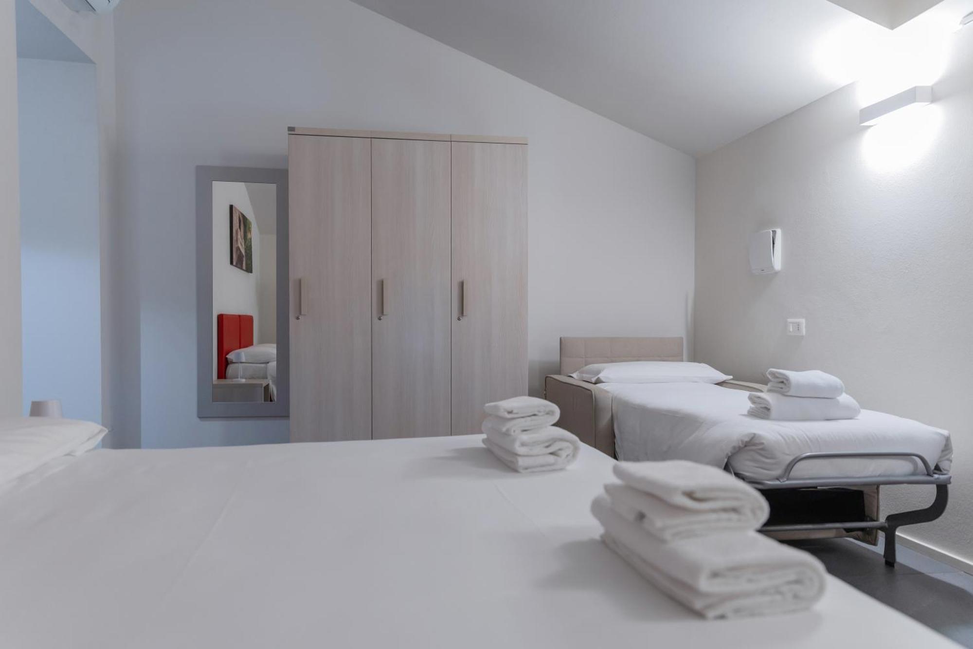 Triple Room Private Bathroom