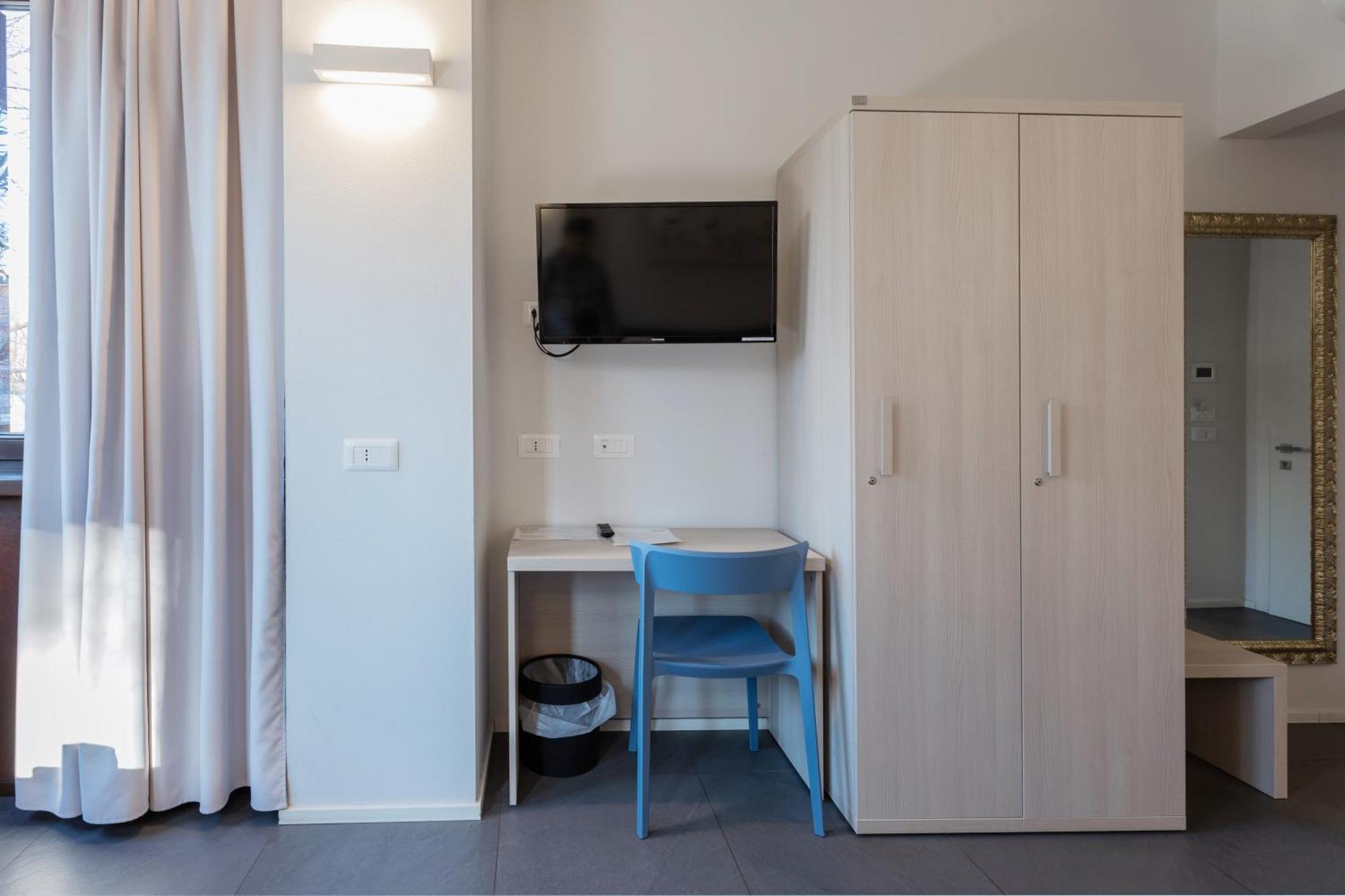 Triple Room Private Bathroom