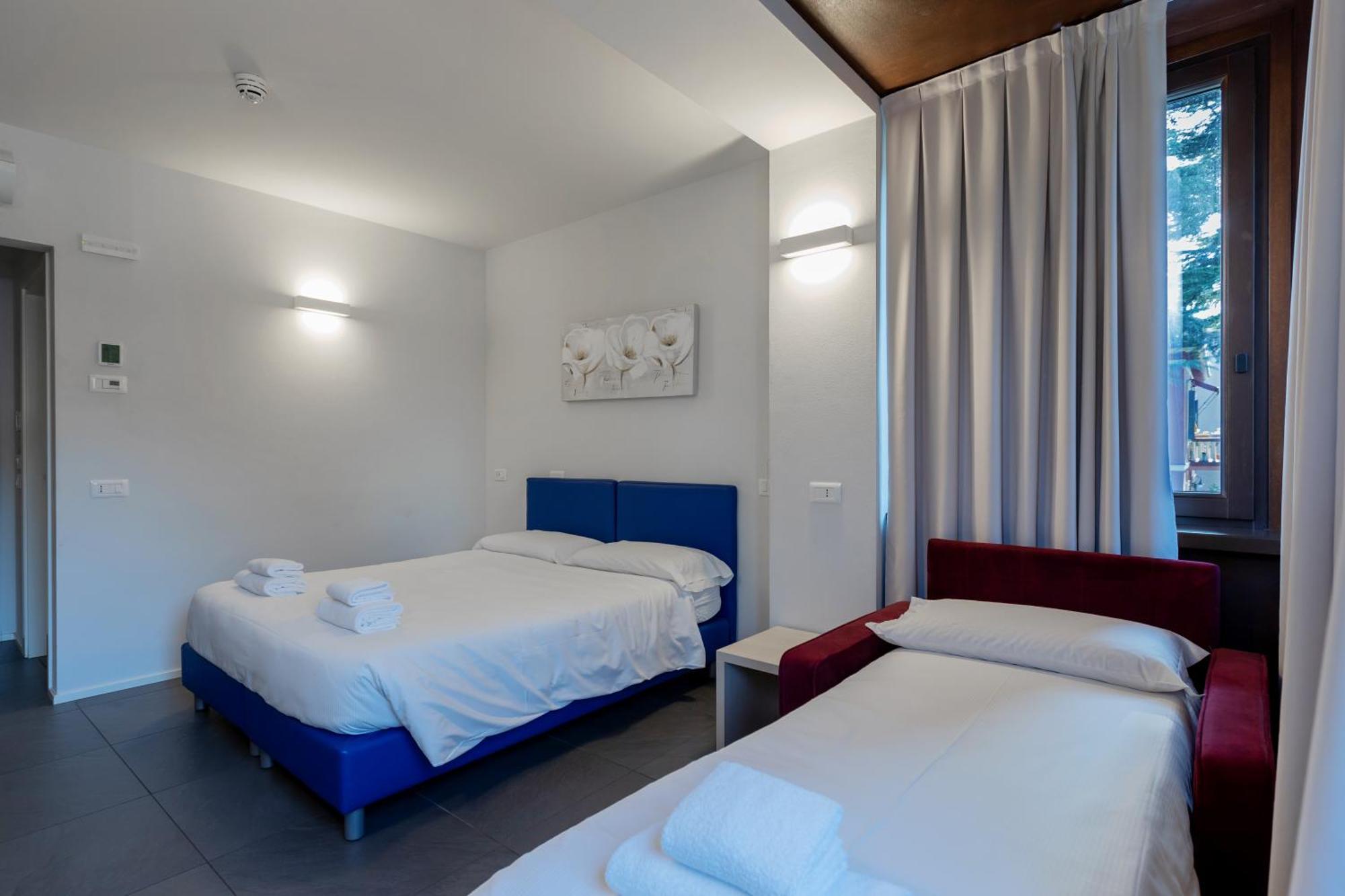 Triple Room Private Bathroom