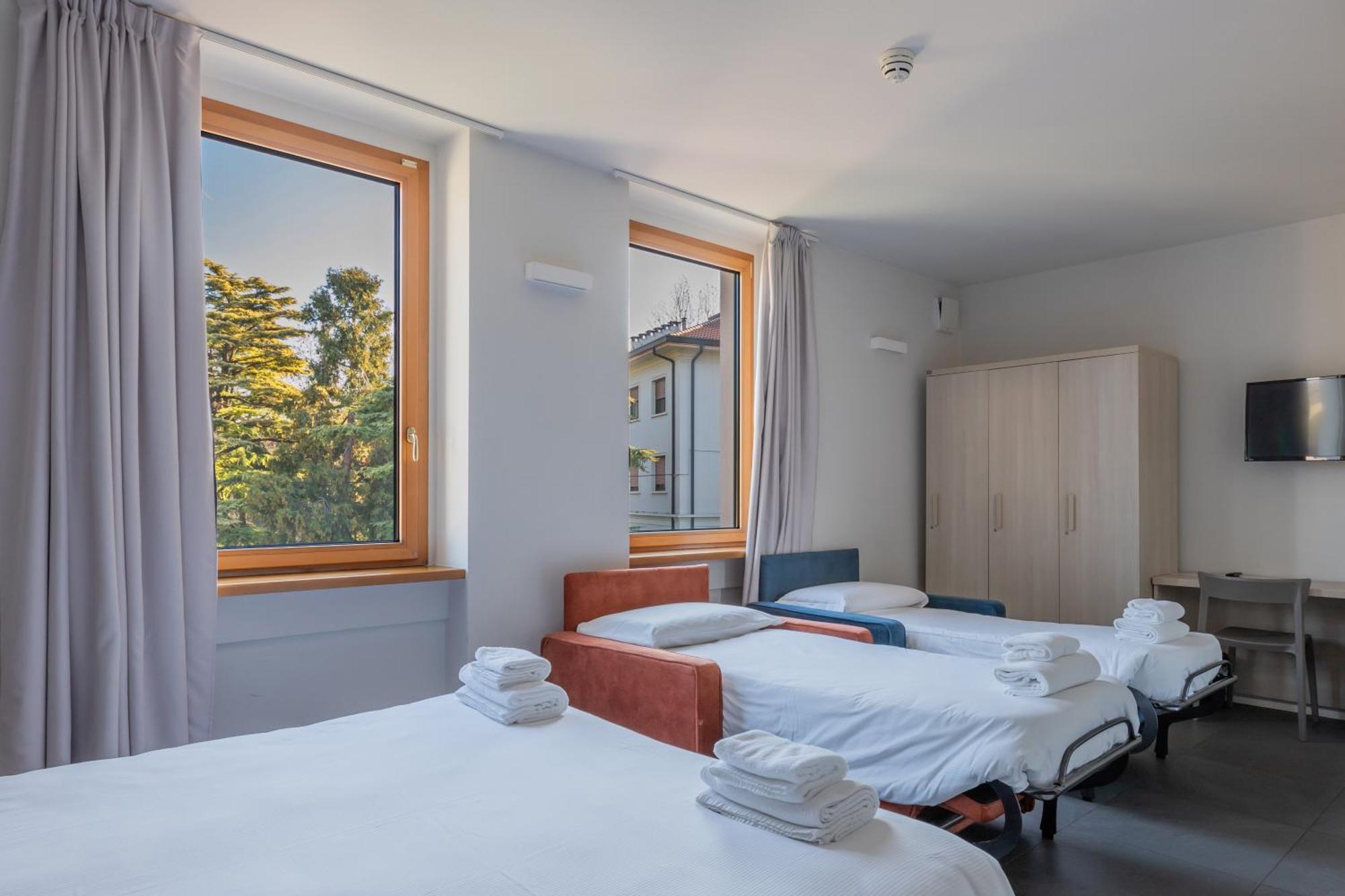 Quadruple Room Private Bathroom