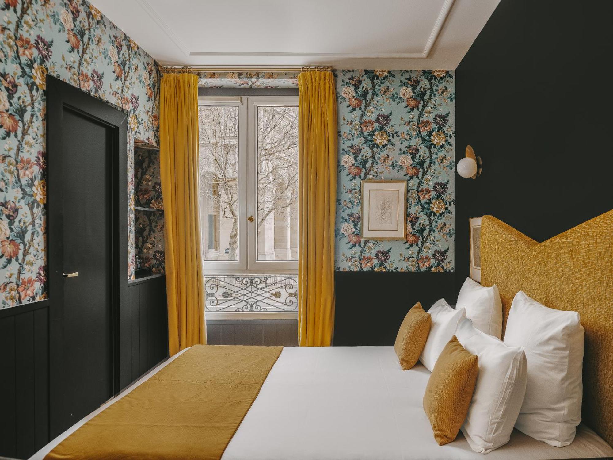 Double Room,1649877226:JPEG