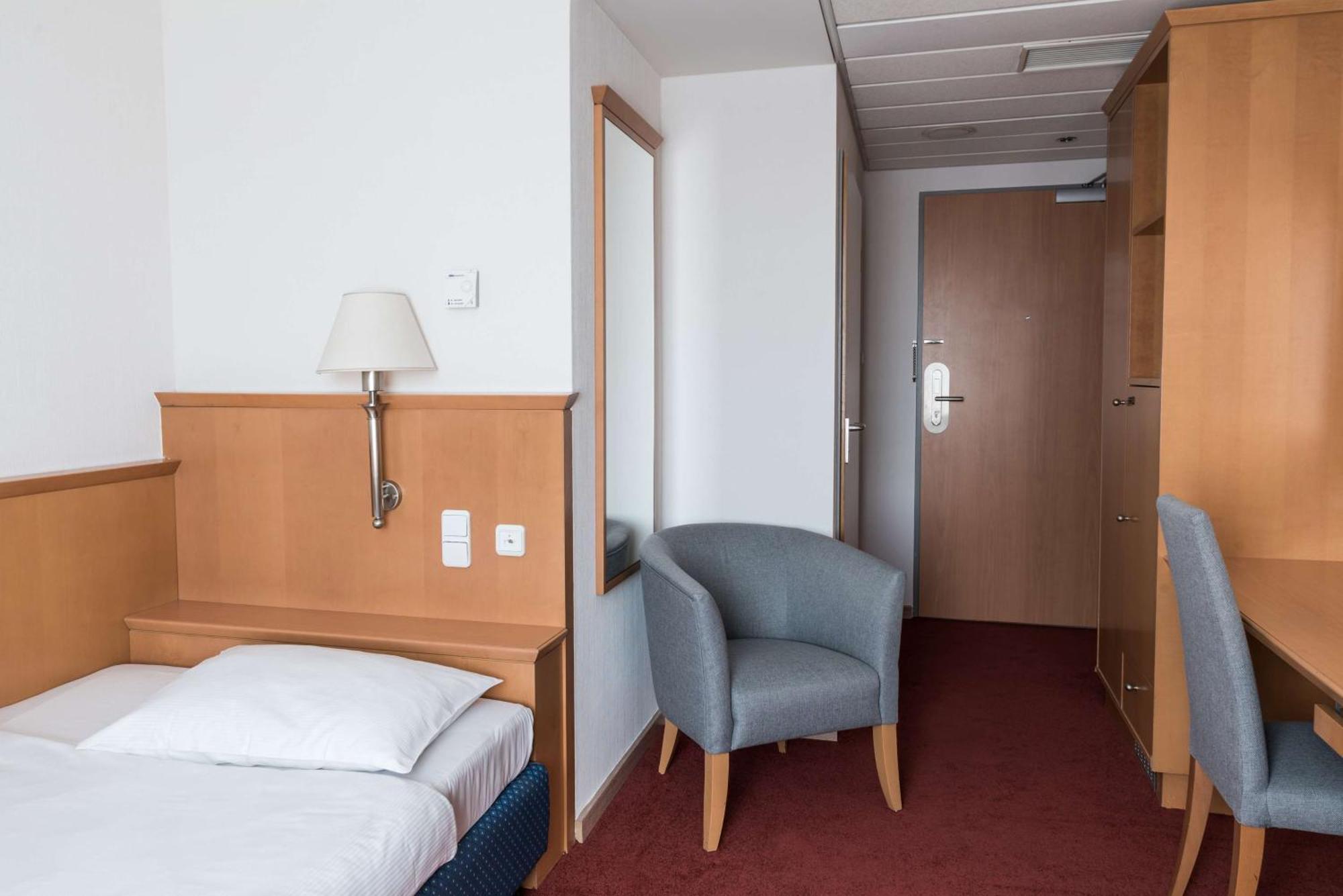 Economy Single Room