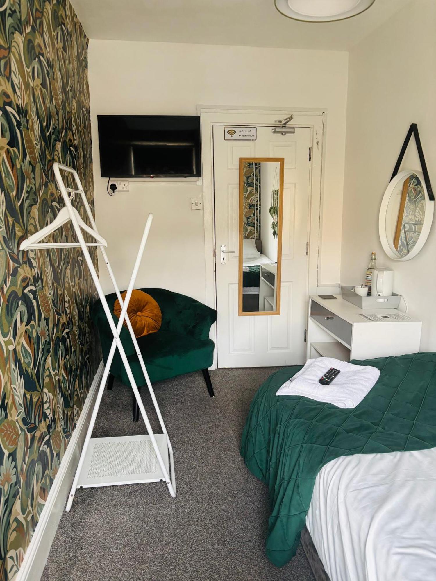 Small Single Room