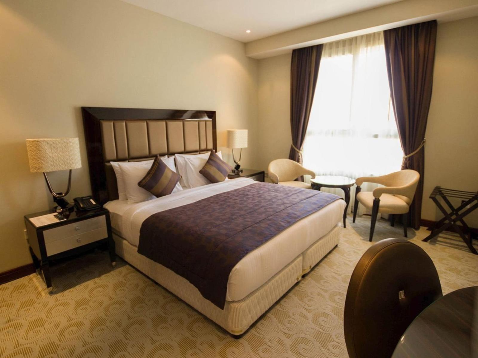 Deluxe King Room