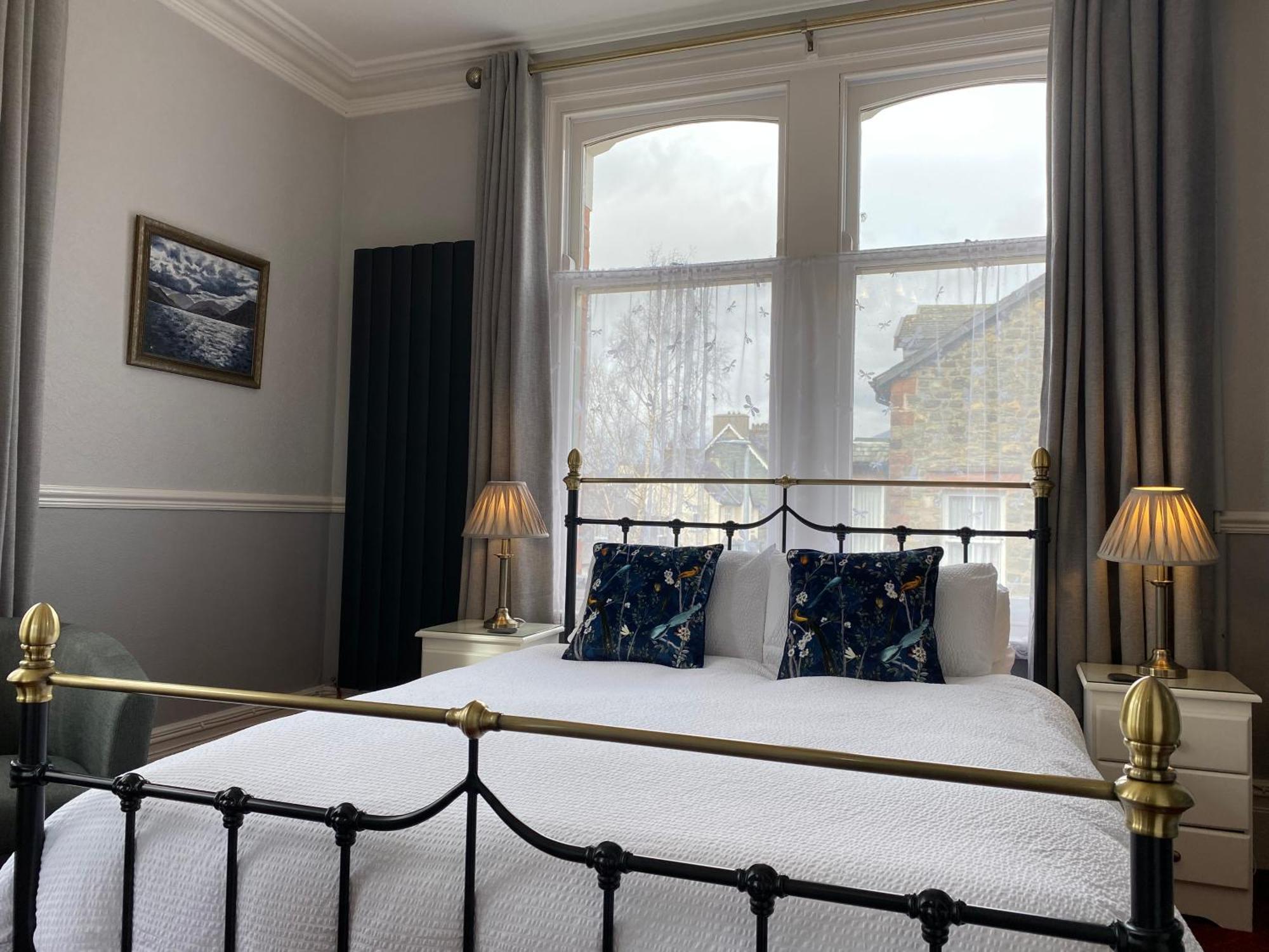 Double Room Mountain View