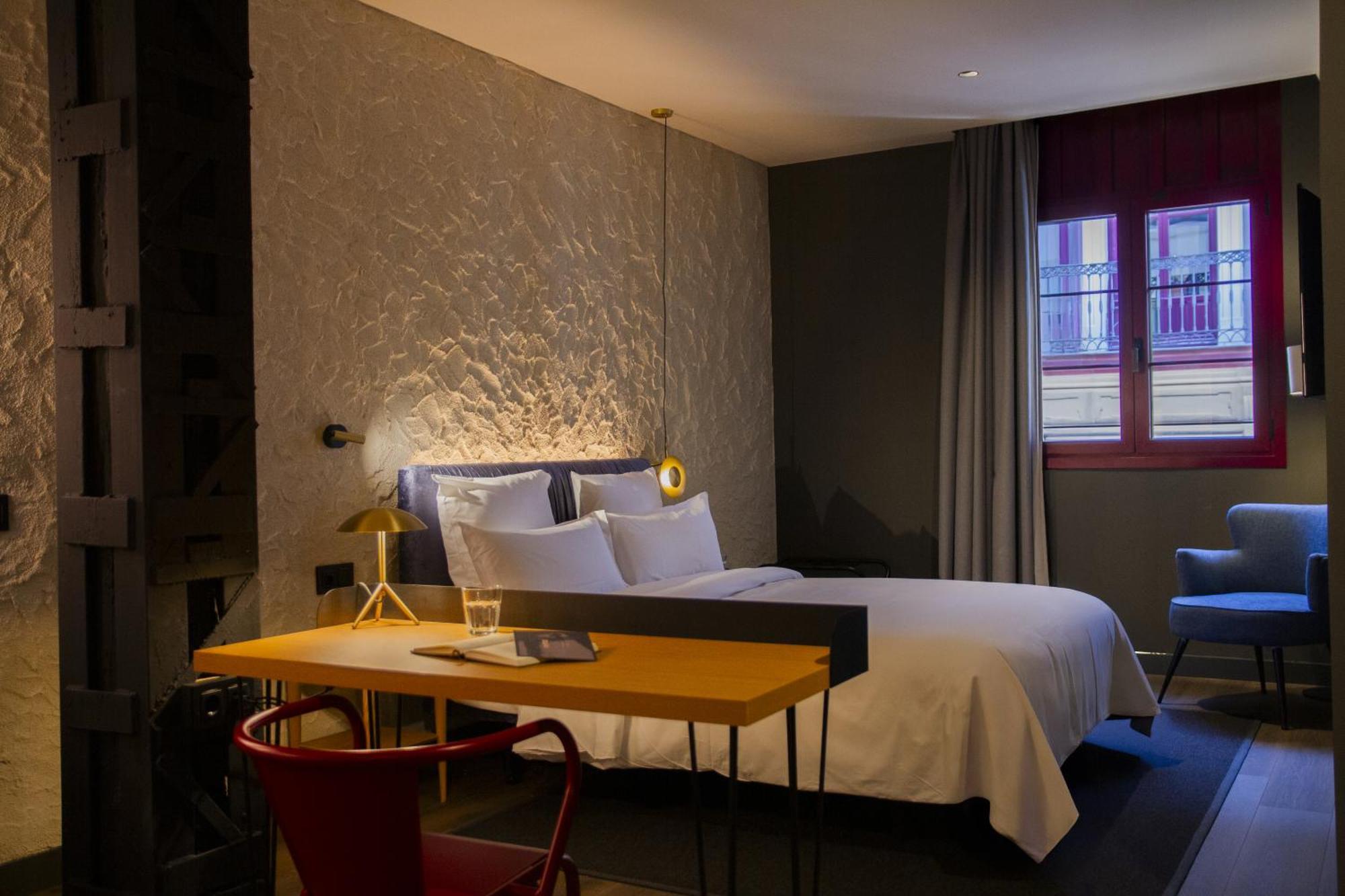 Standard Double Room,1650193470:JPEG
