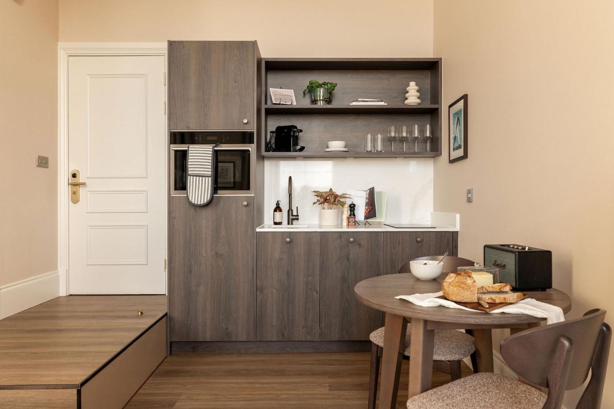 Superior Apartment