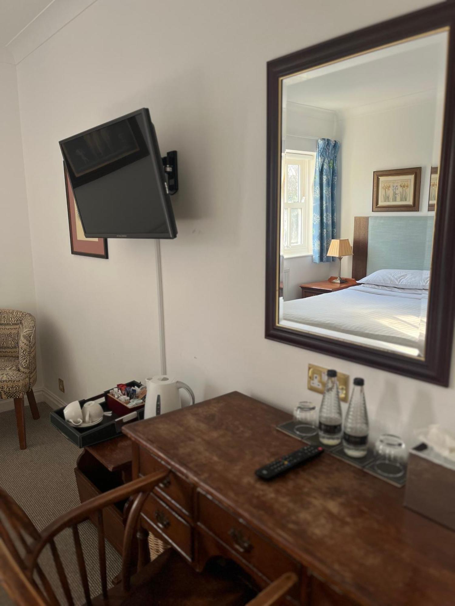 Classic Double Room