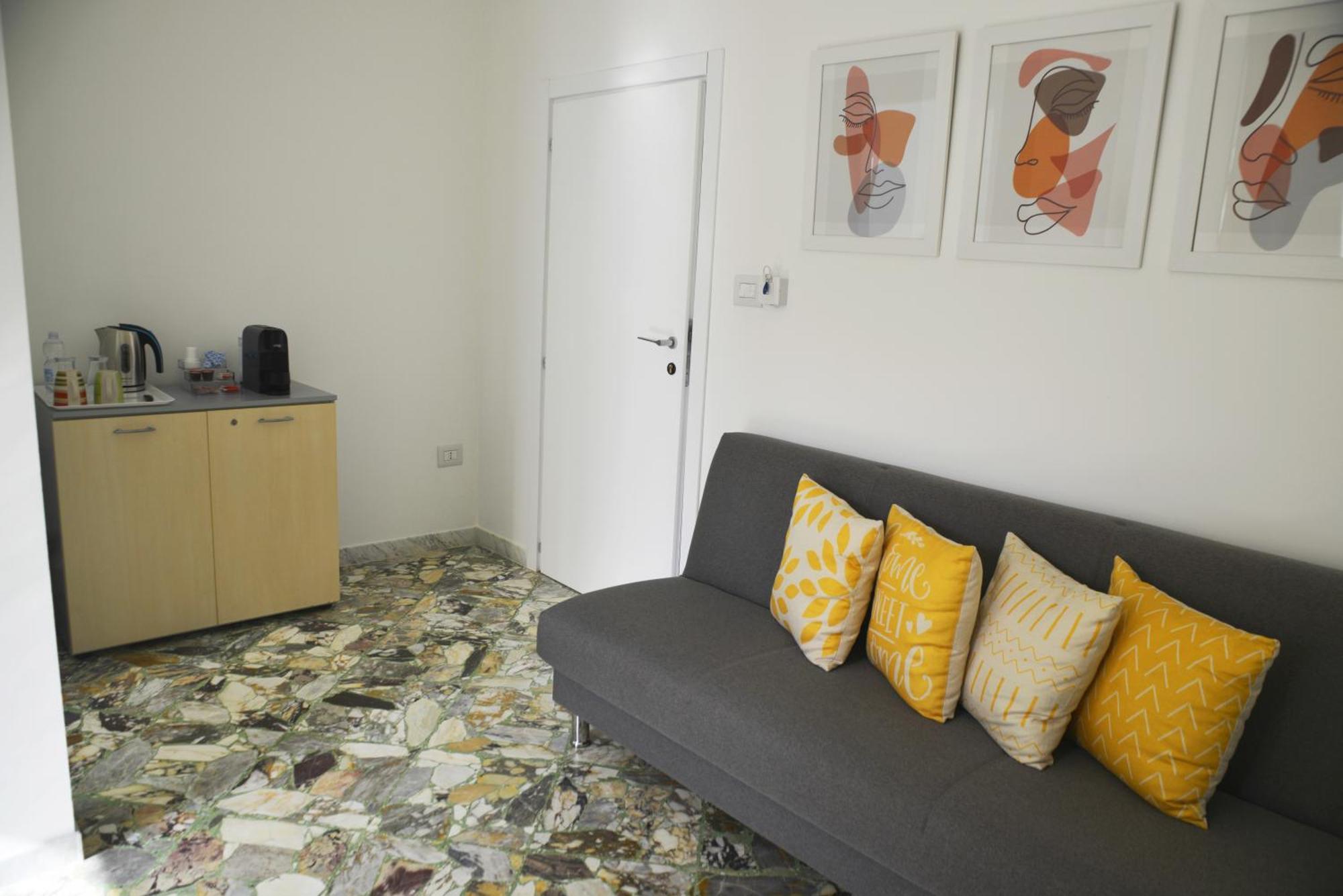 Double Room Private Bathroom