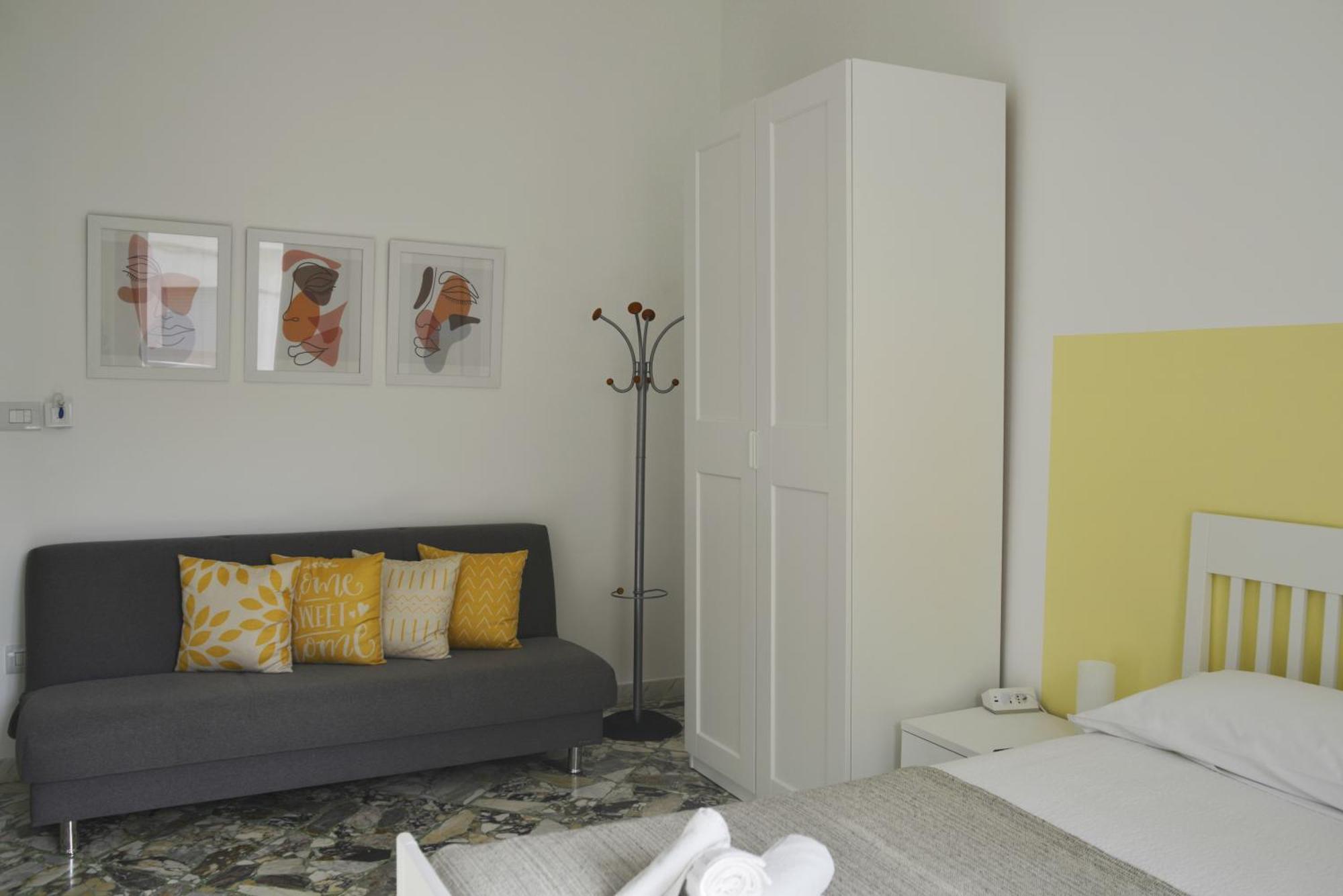Double Room Private Bathroom