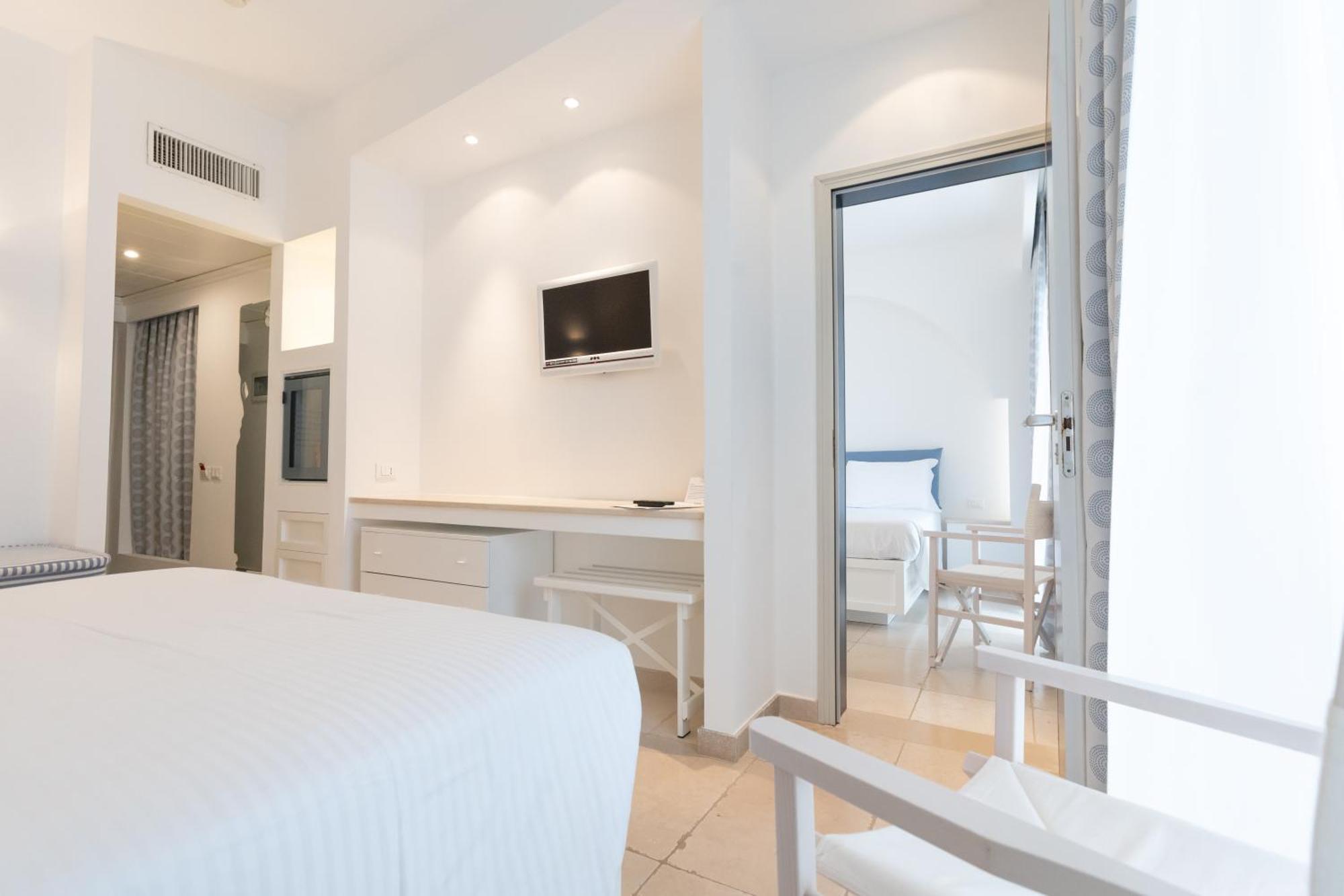 Premium Quadruple Room