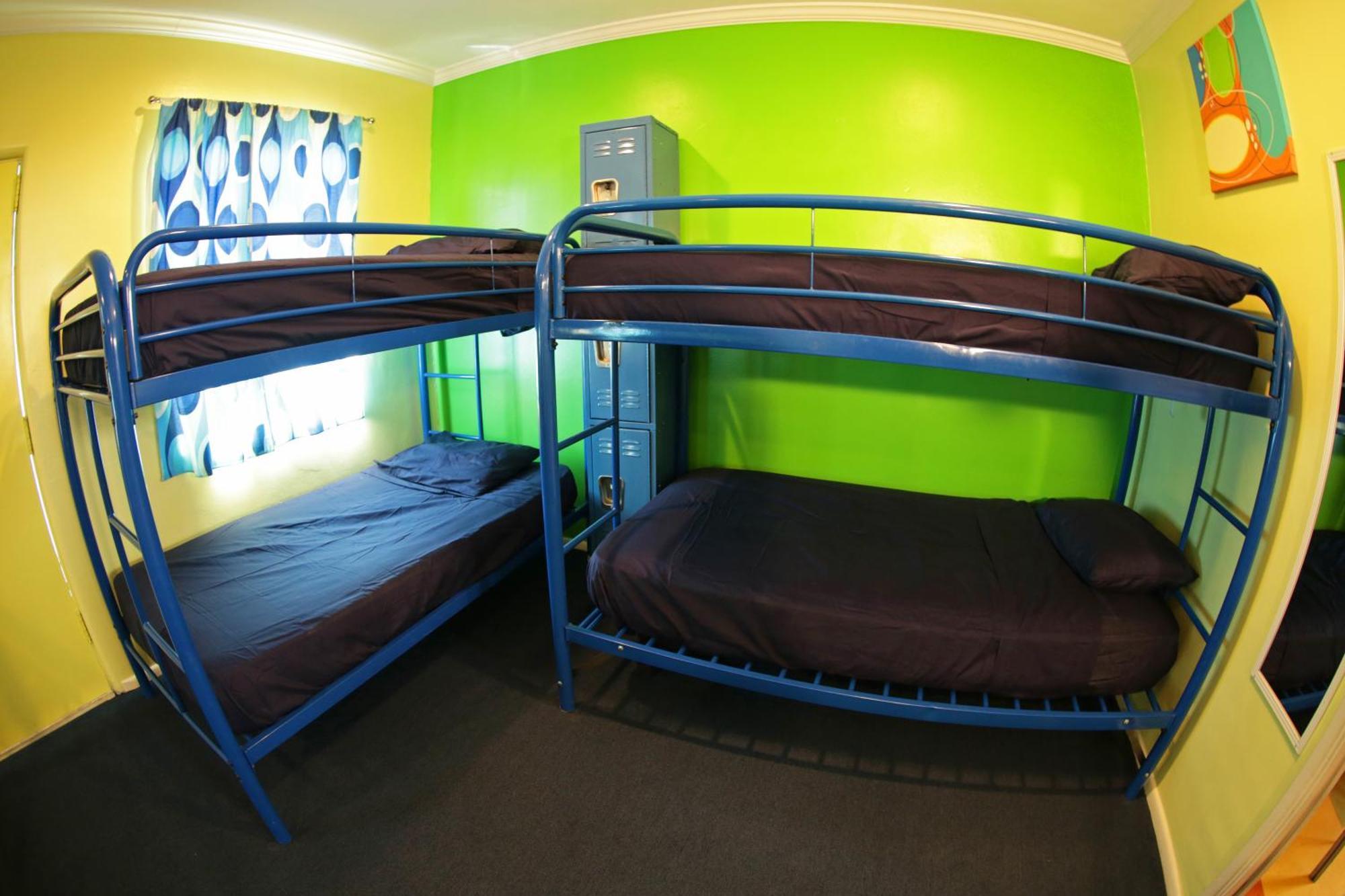 Bed 6-Bed Mixed Dormitory Room