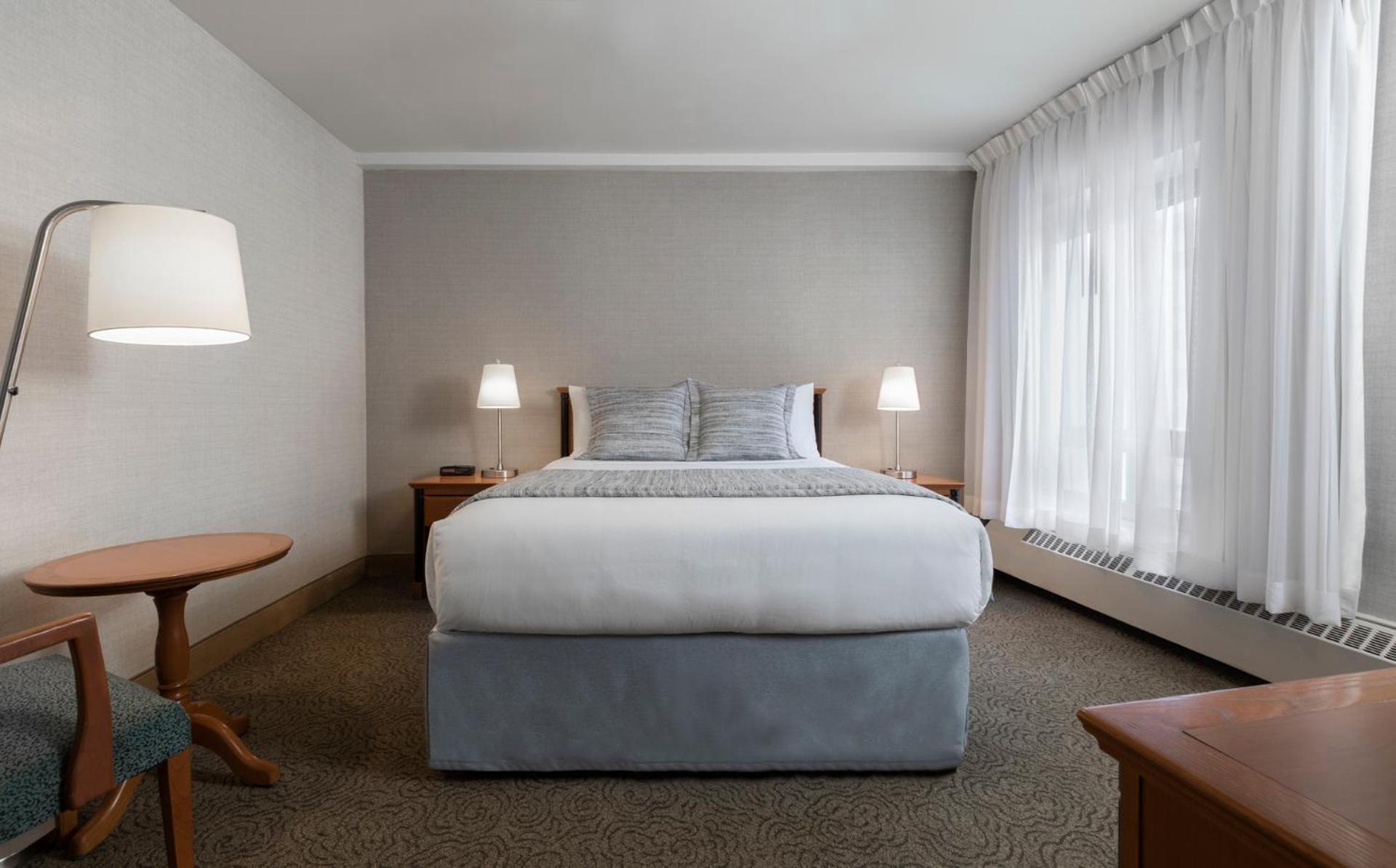 One-Bedroom Suite