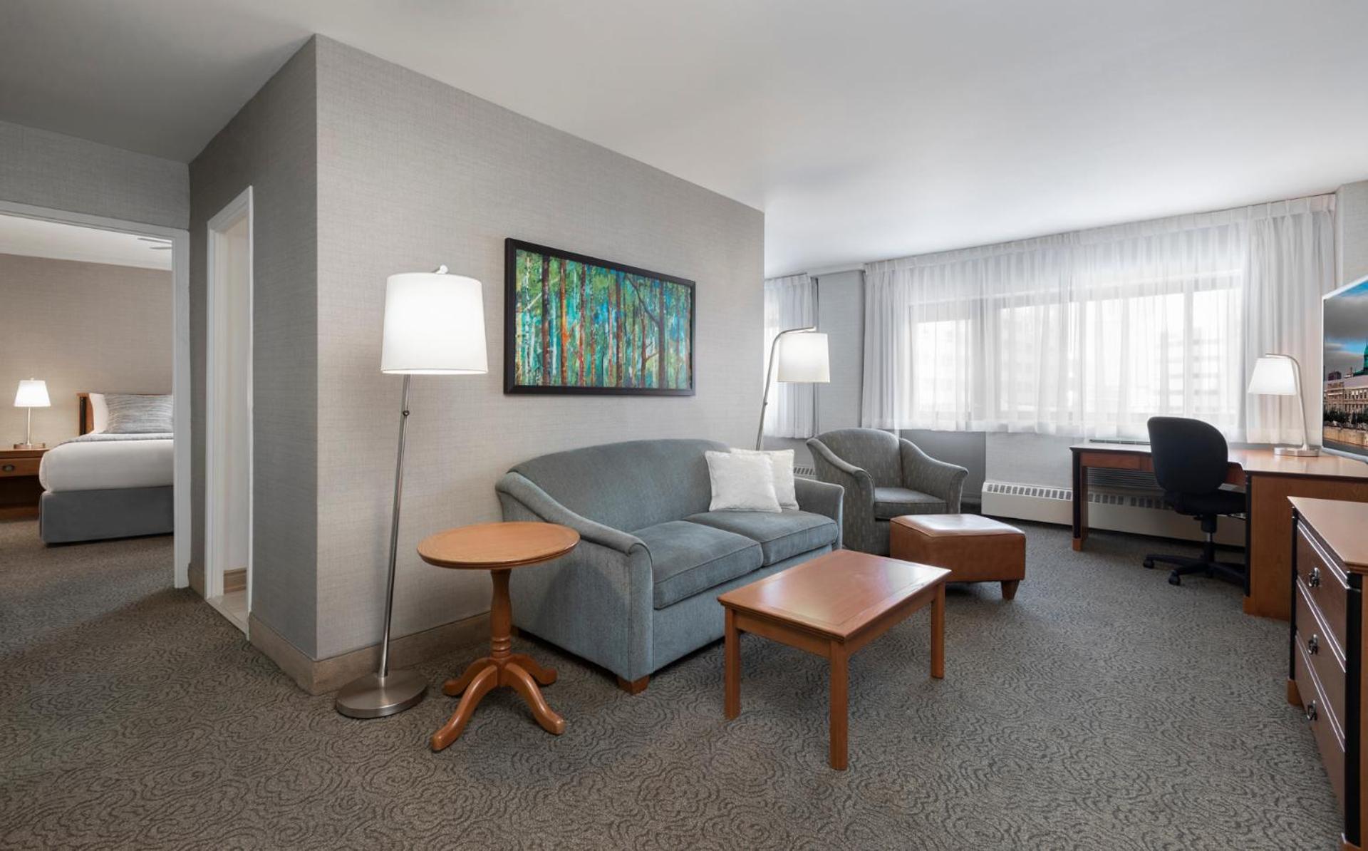 One-Bedroom Suite