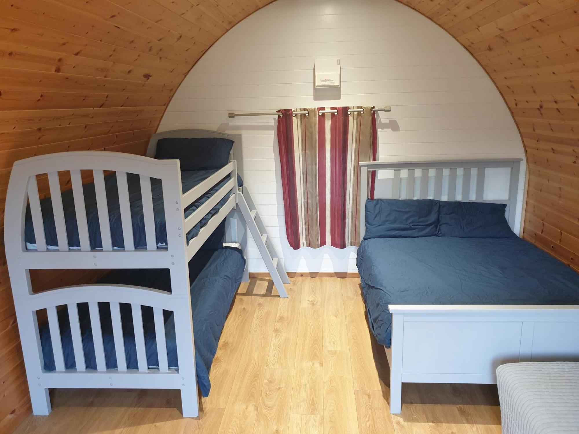 Camping Pod Sleeps 4 SHARED BATHROOMS
