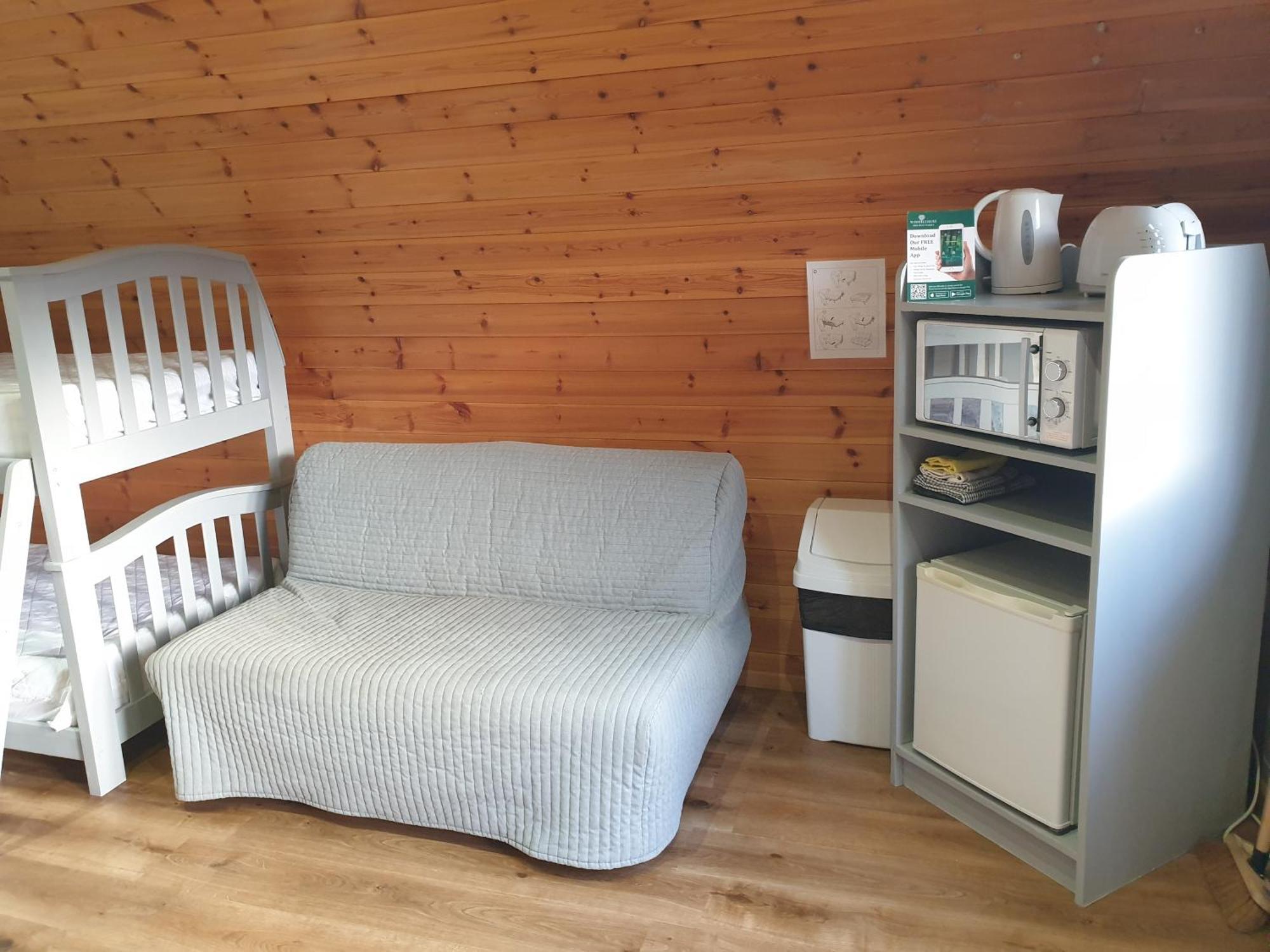 Camping Pod Sleeps 4 SHARED BATHROOMS