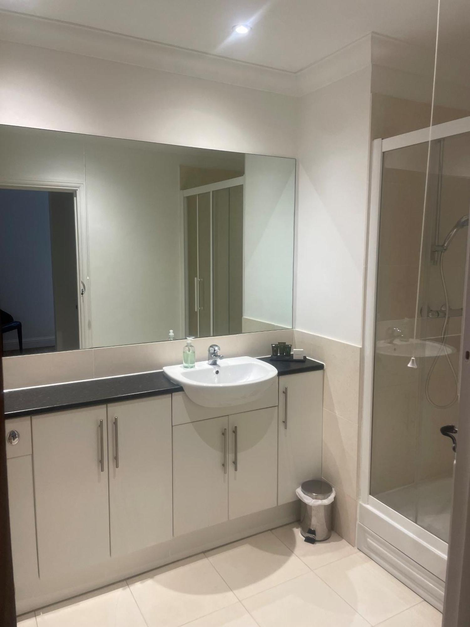 Double Room Private Bathroom