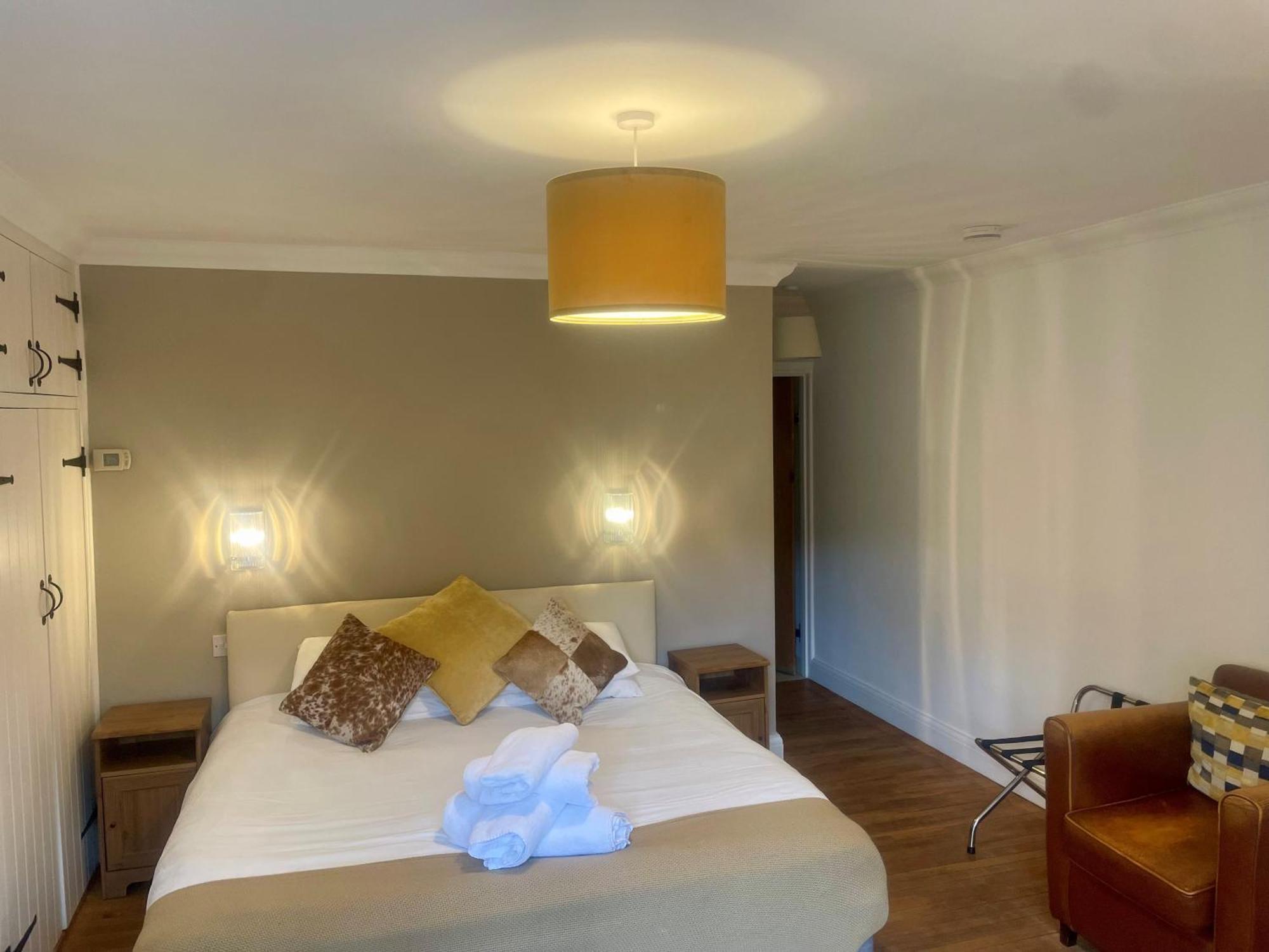 Double Room Private Bathroom
