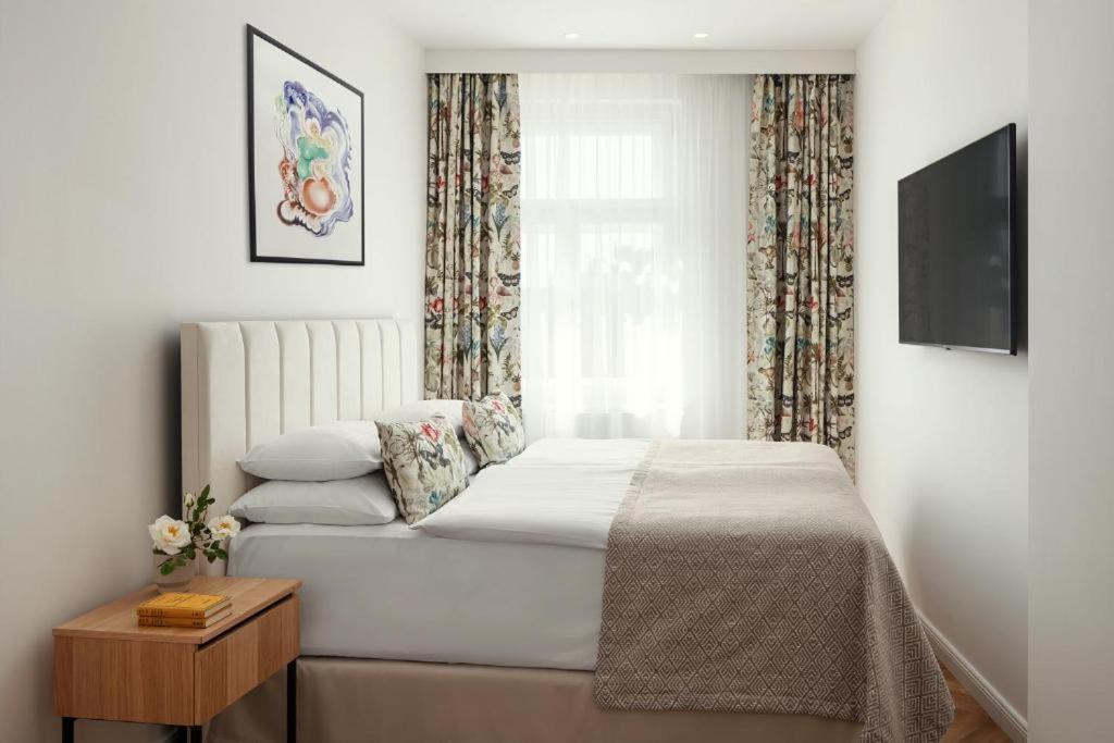 Three-Bedroom Apartment Suite
