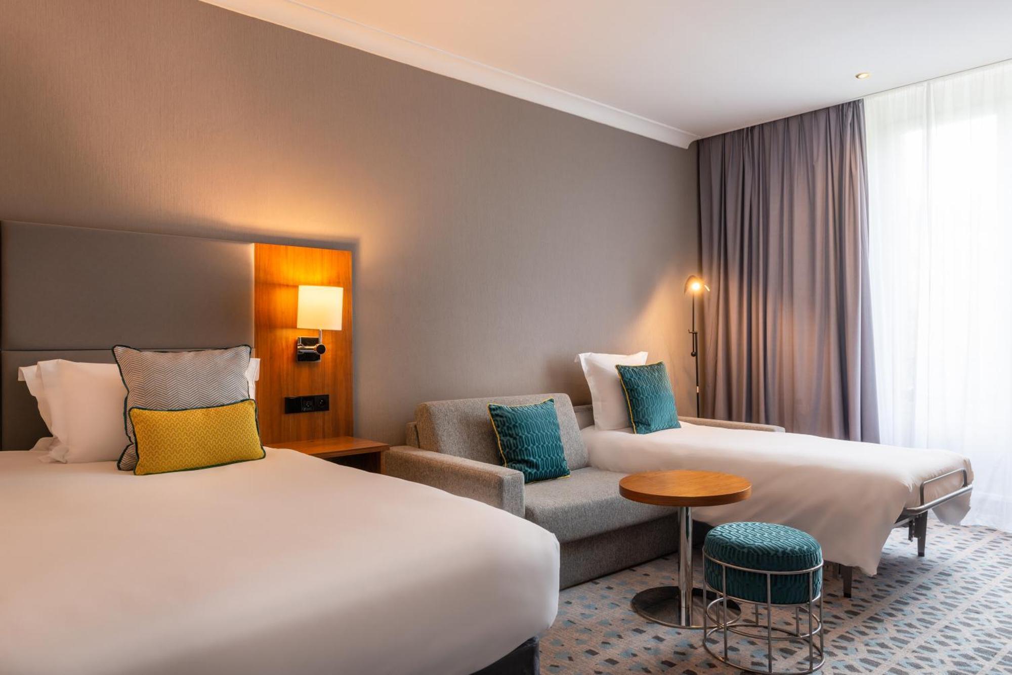 Chambre Lit King-Size Premium avec Canapé-Lit