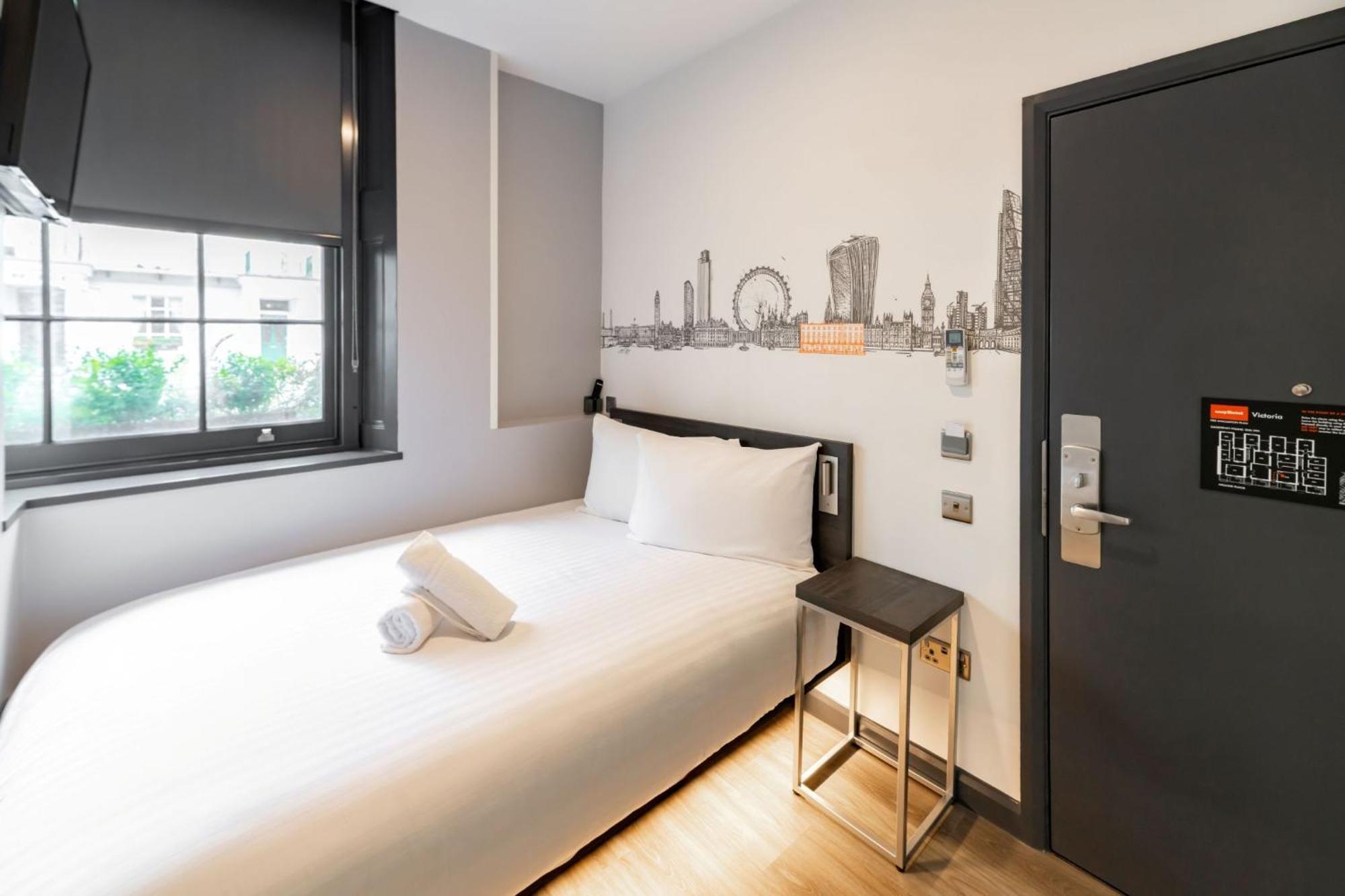 Chambre Double Accessible aux Personnes à Mobilité Réduite