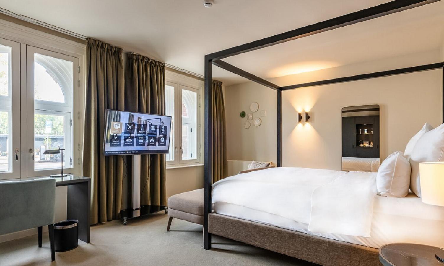 Premium Deluxe Room