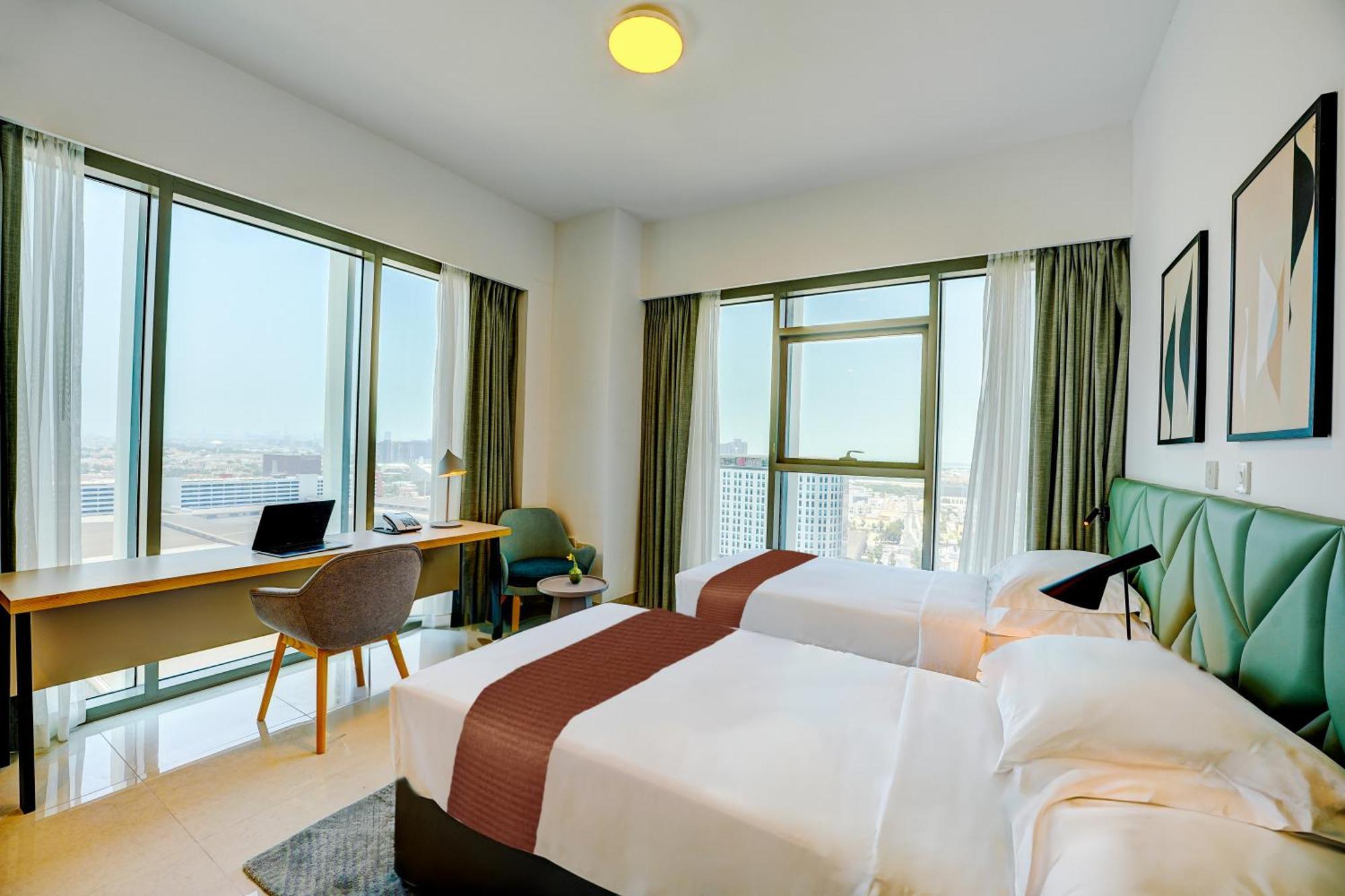 Two Bedroom City view - Queen and Twin Beds