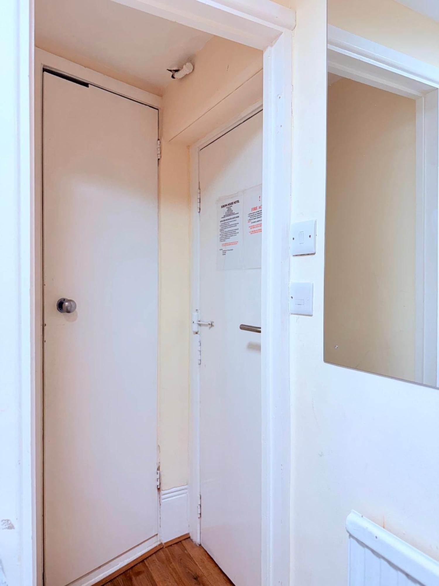 Budget Single Room