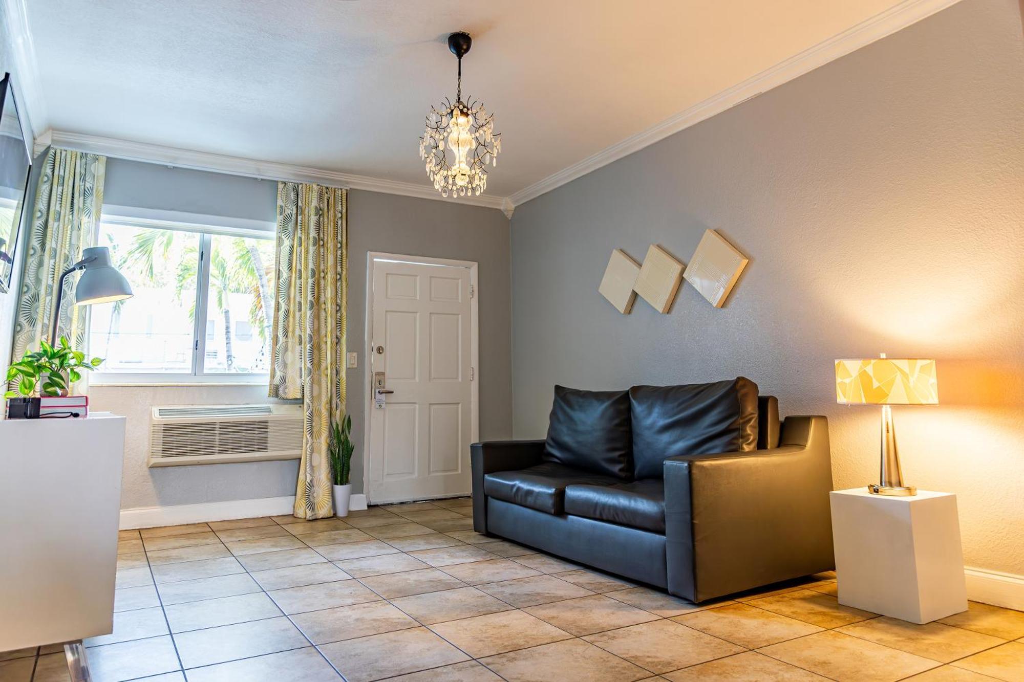 One Bedroom Double Queen Suite