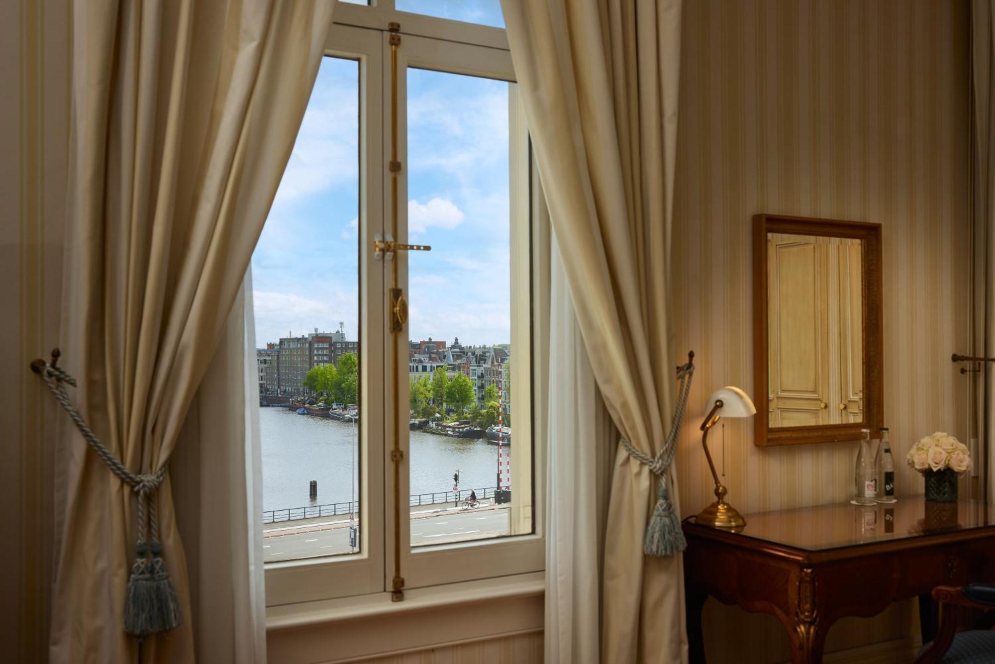 Junior King Suite with River View