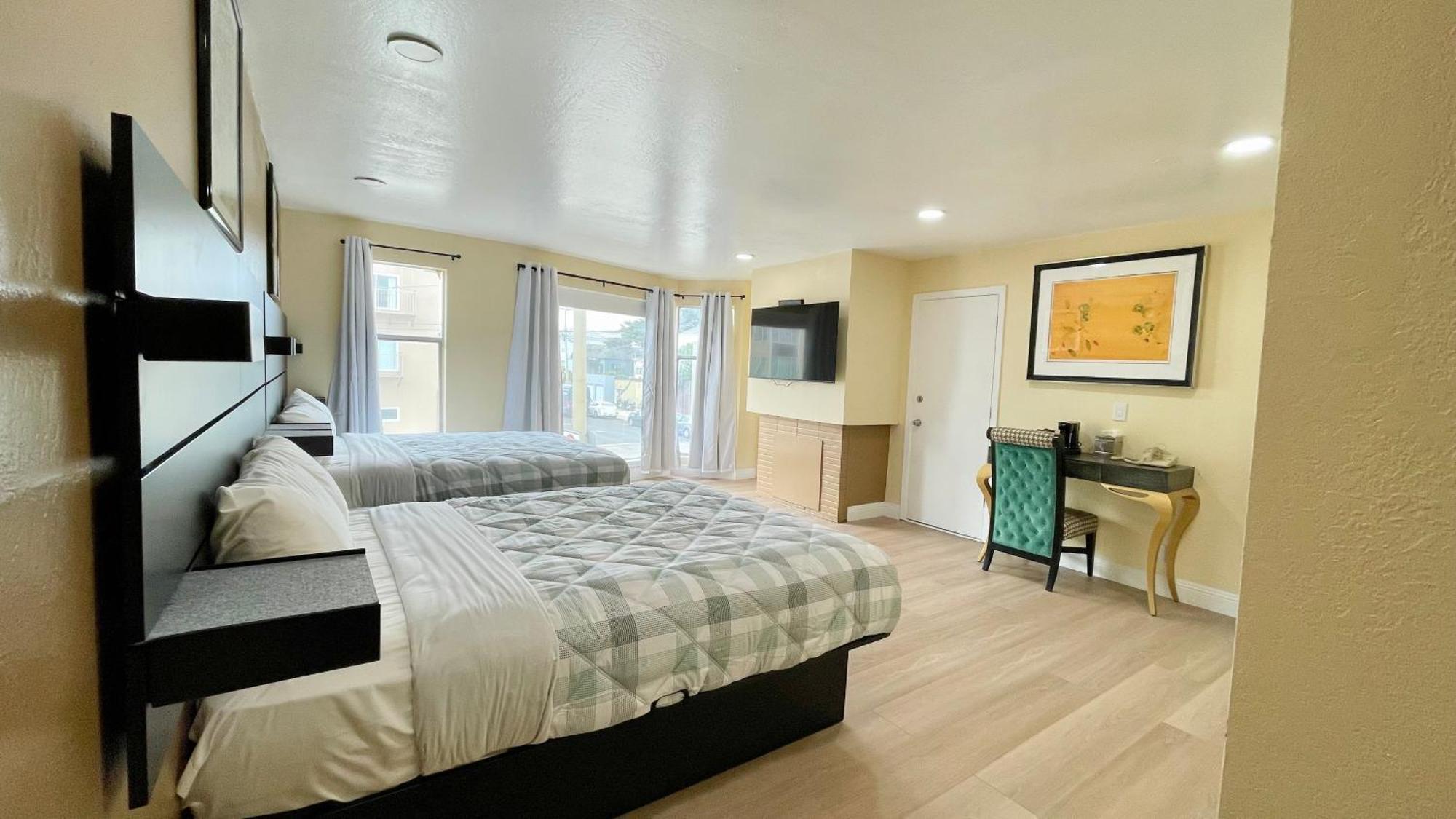 Queen Room Two Queen Beds